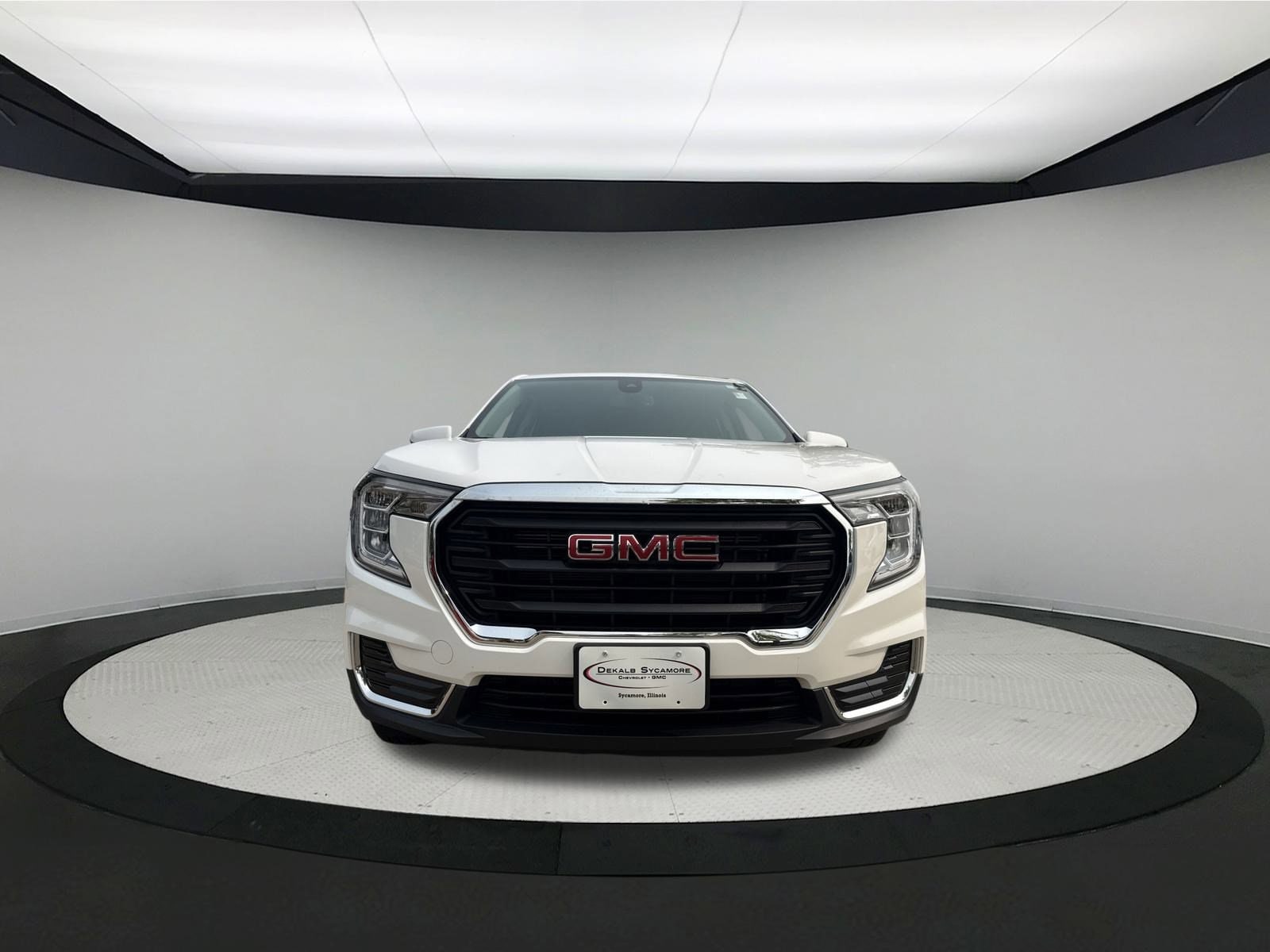 Used 2024 GMC Terrain SLE with VIN 3GKALTEG9RL337760 for sale in Sycamore, IL