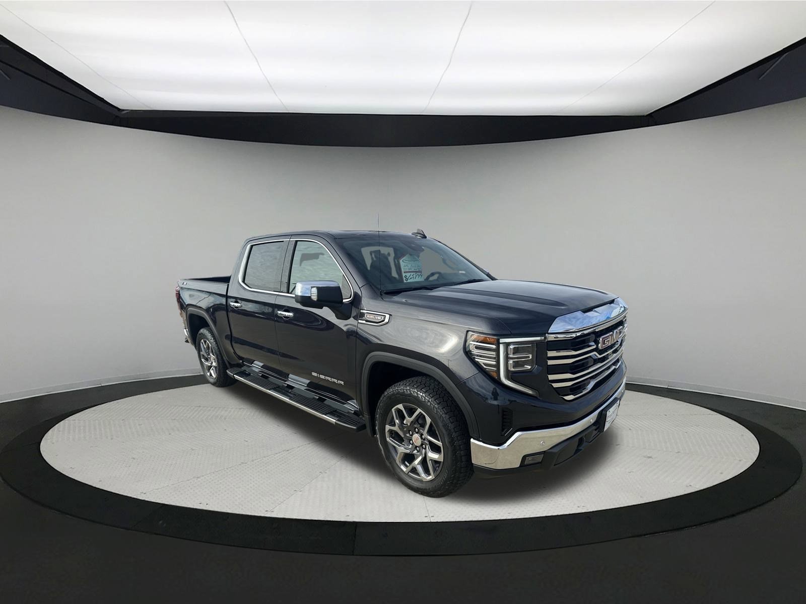 2026 GMC Sierra 1500 SLT's photo