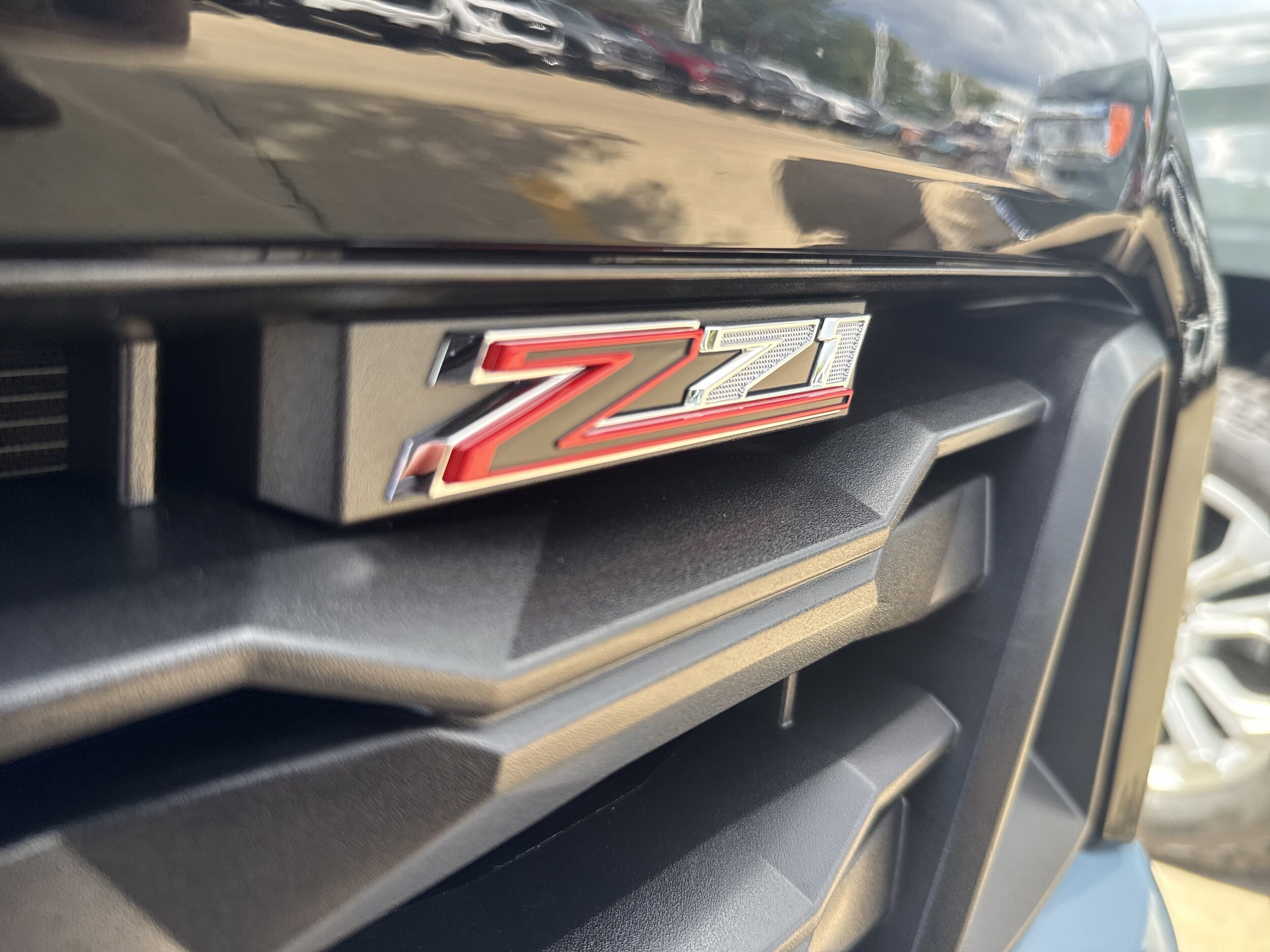 2026 Chevrolet Colorado Z71 photo 2