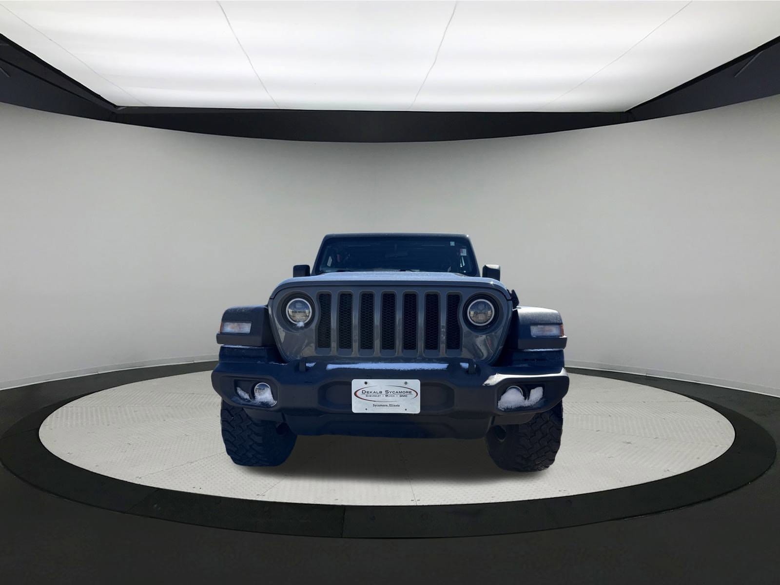Used 2020 Jeep Wrangler Sport with VIN 1C4GJXAG2LW282885 for sale in Sycamore, IL