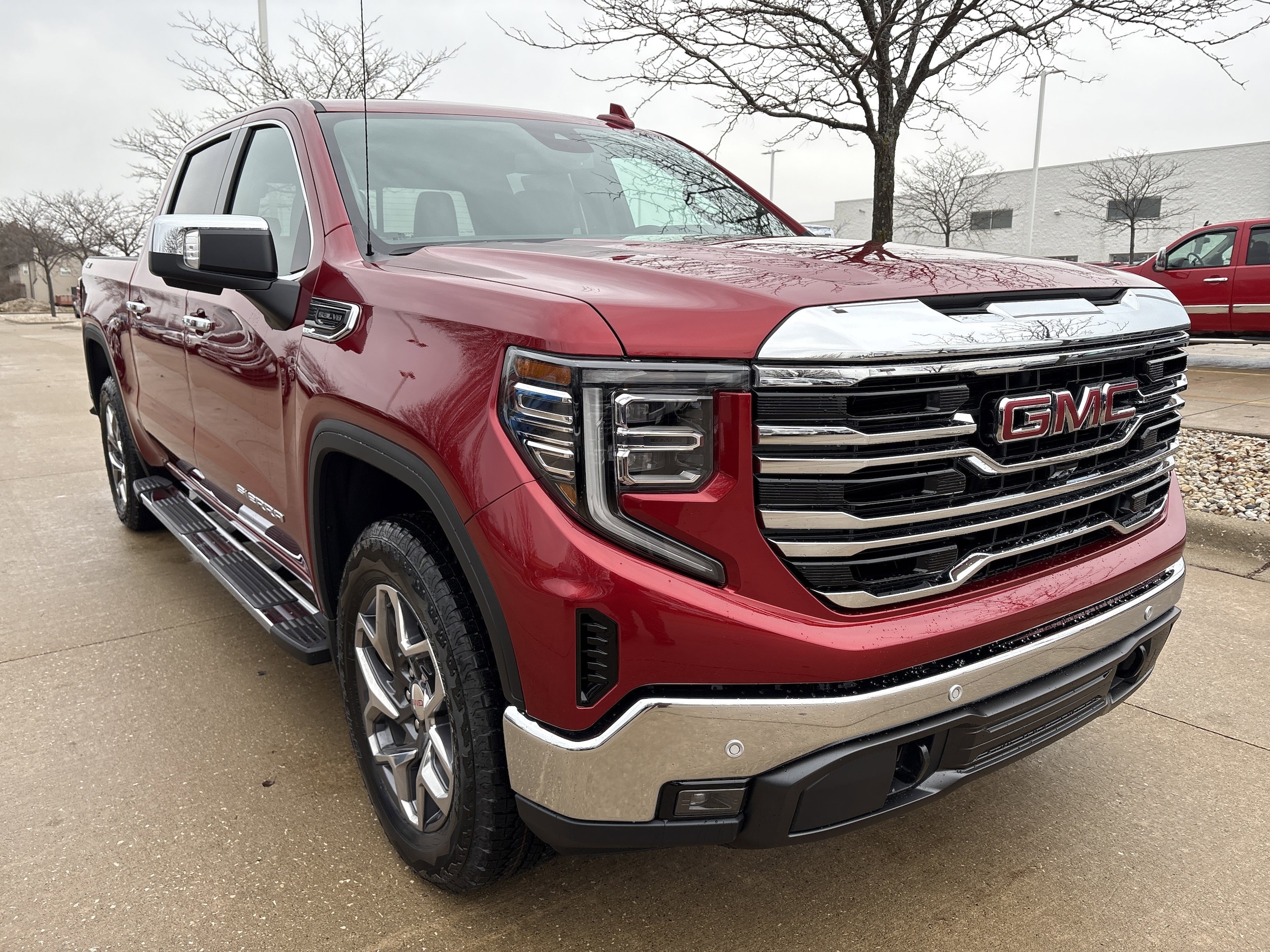 2026 GMC Sierra 1500 SLT's photo