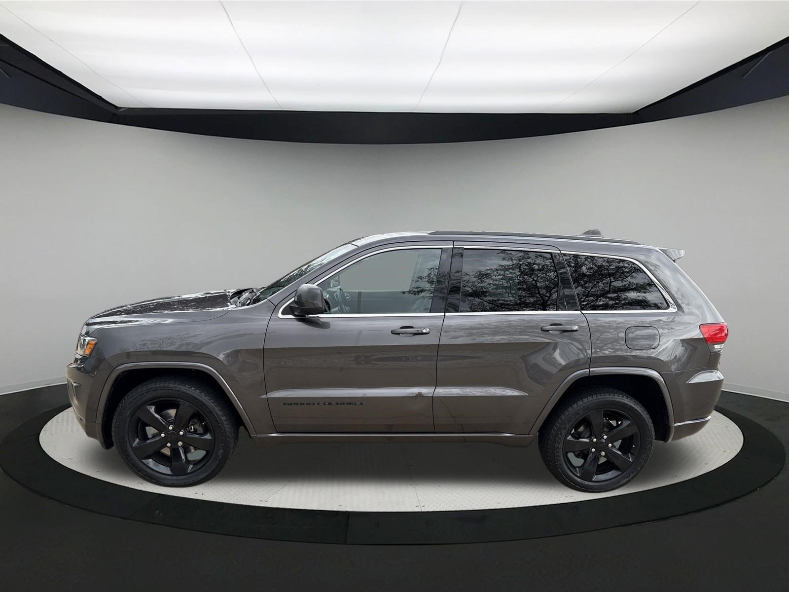 Used 2014 Jeep Grand Cherokee Altitude