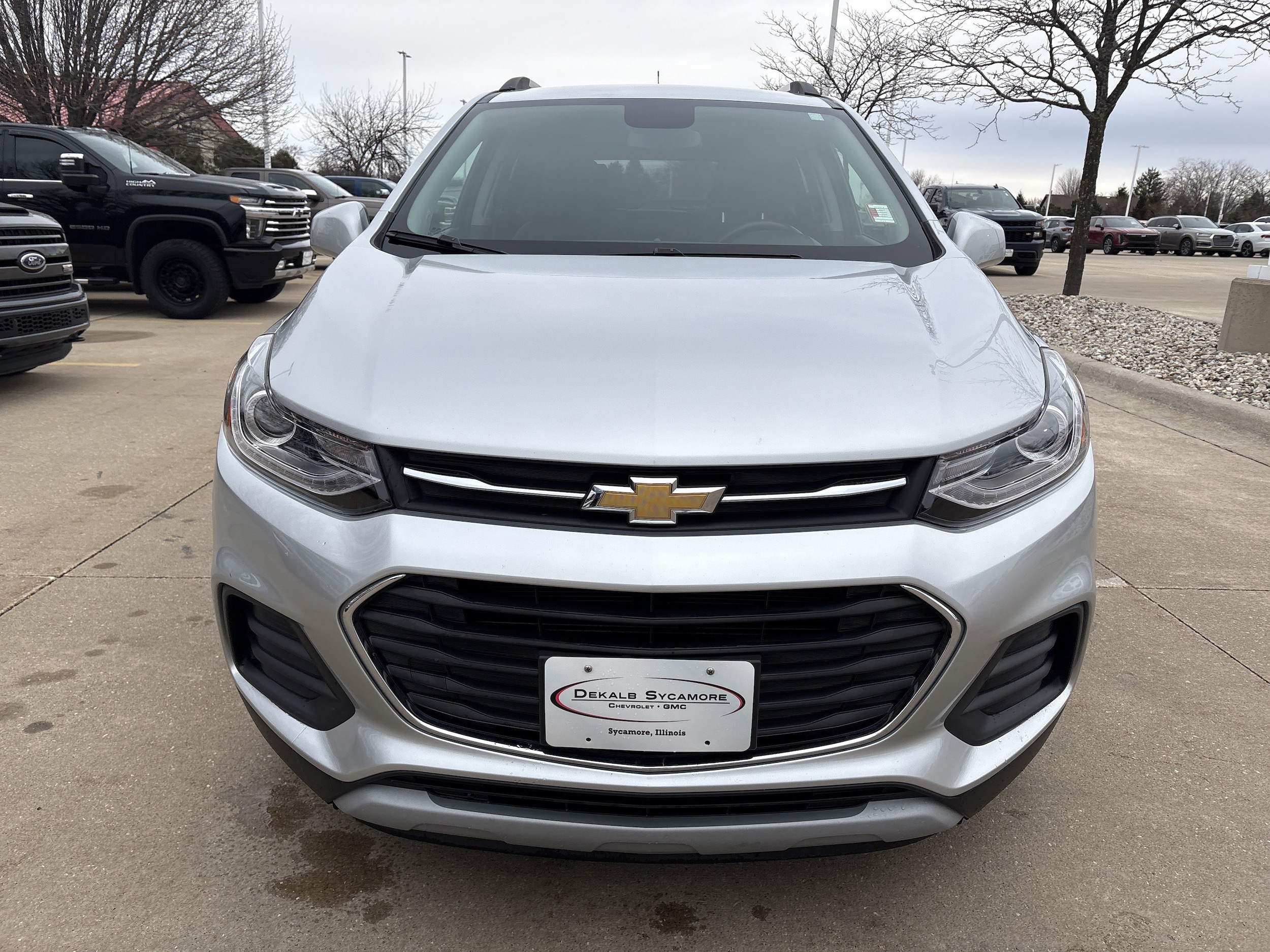 Used 2017 Chevrolet Trax LT with VIN KL7CJLSB7HB220159 for sale in Sycamore, IL