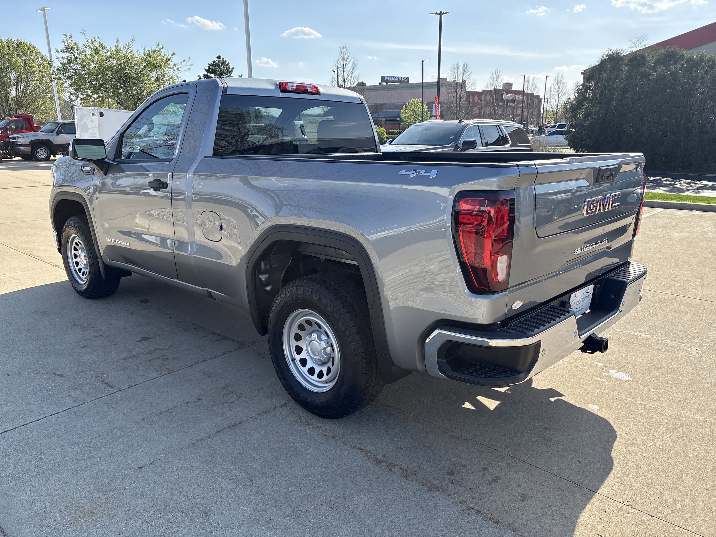 2026 GMC Sierra 1500 Pro - Photo 8