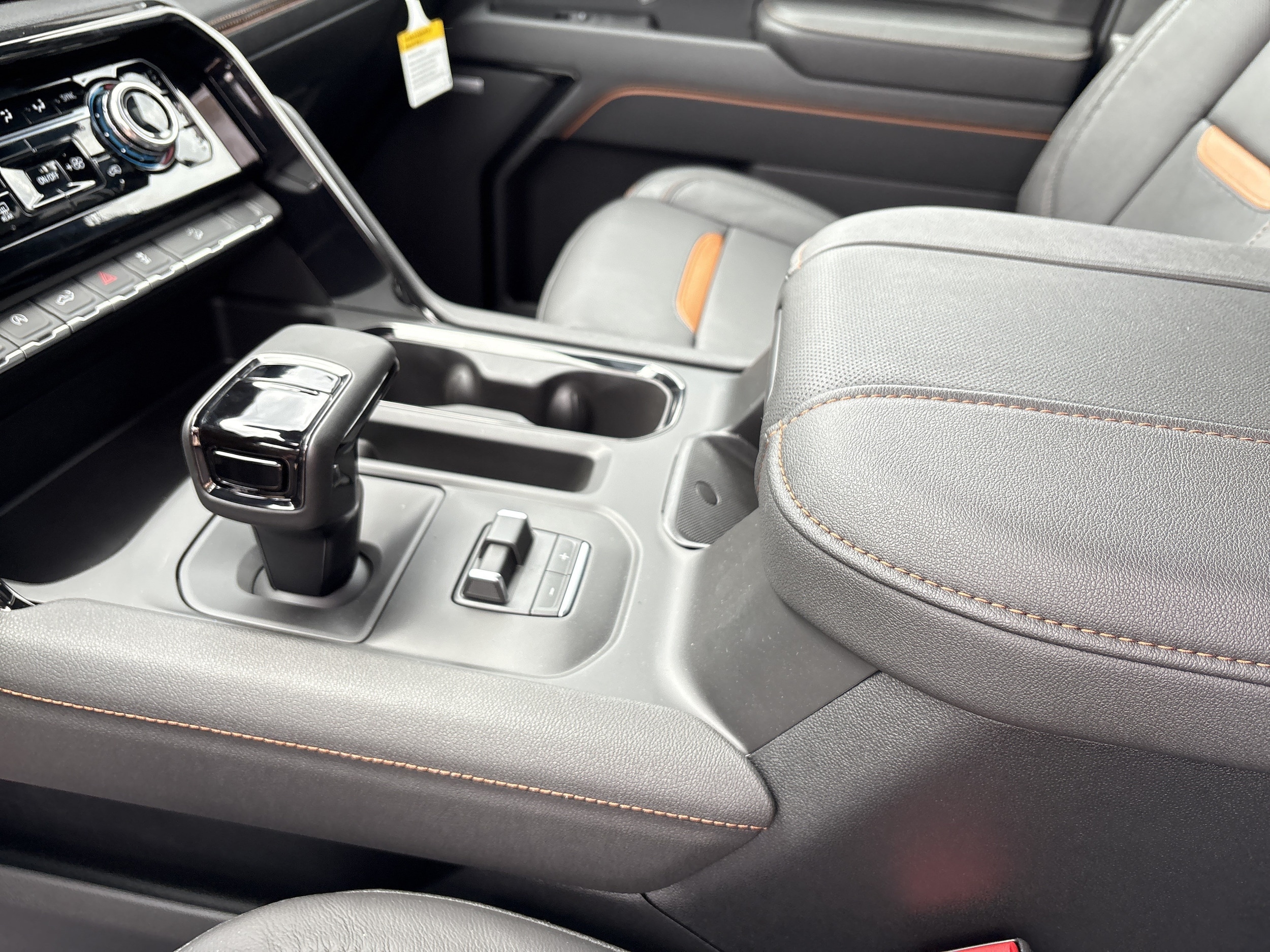 2026 GMC Sierra 1500 AT4 - Photo 11