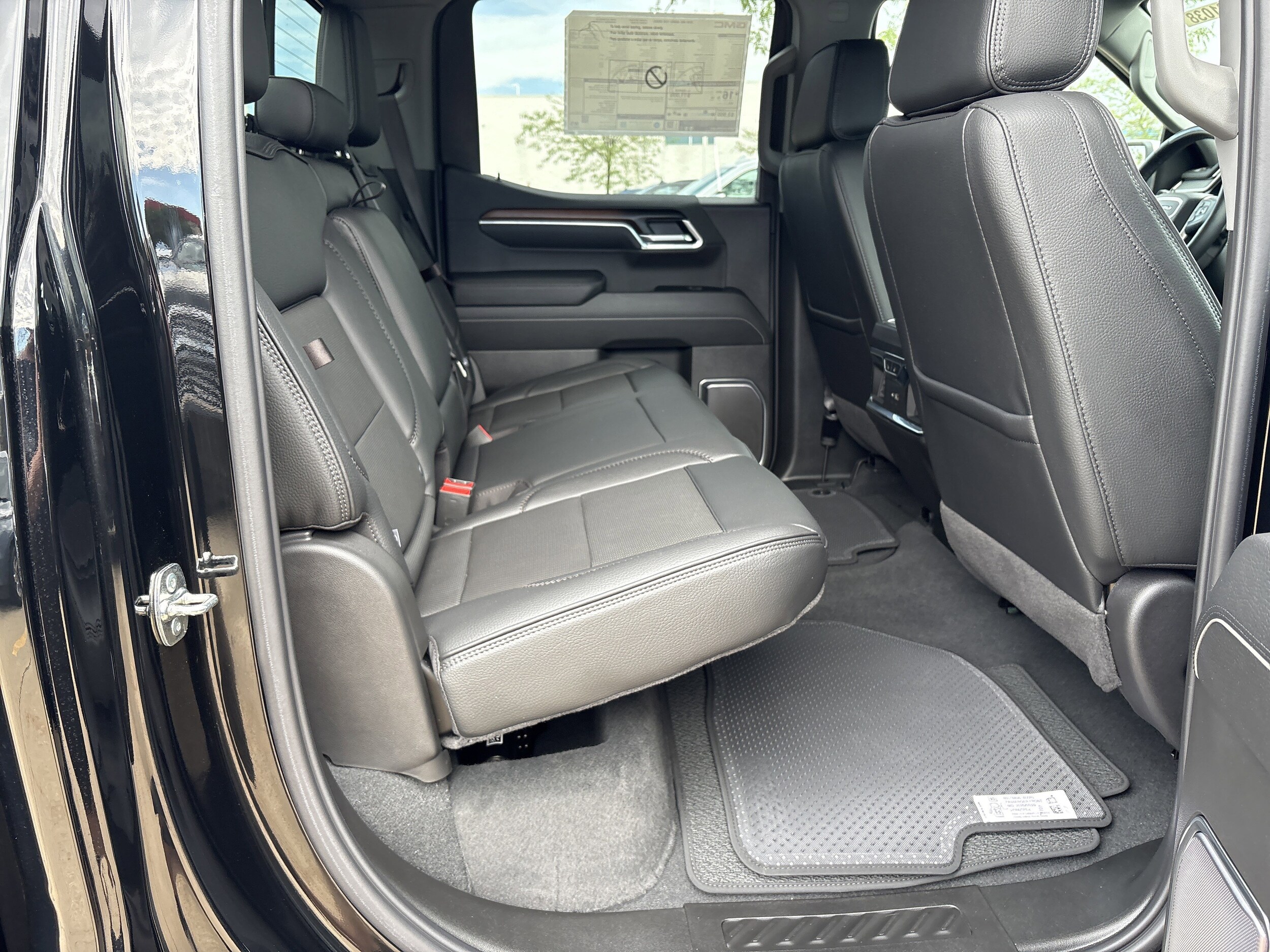 2026 GMC Sierra 1500 Denali - Photo 16