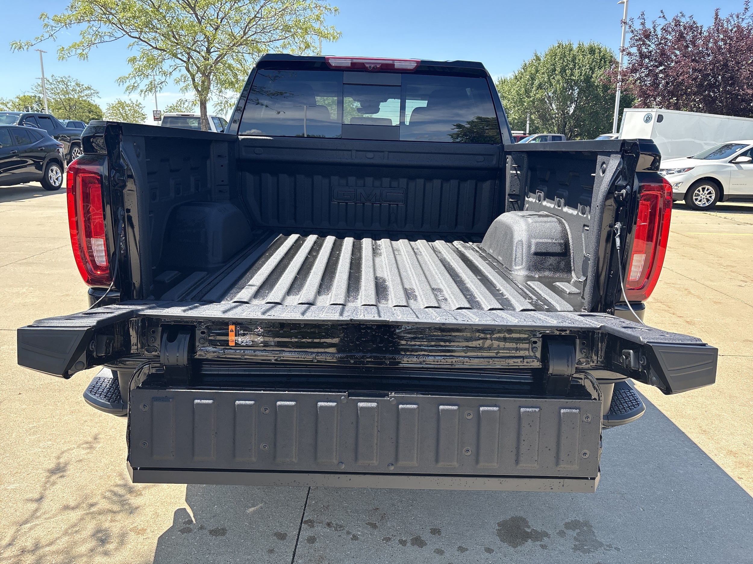 2026 GMC Sierra 1500 Denali - Photo 14