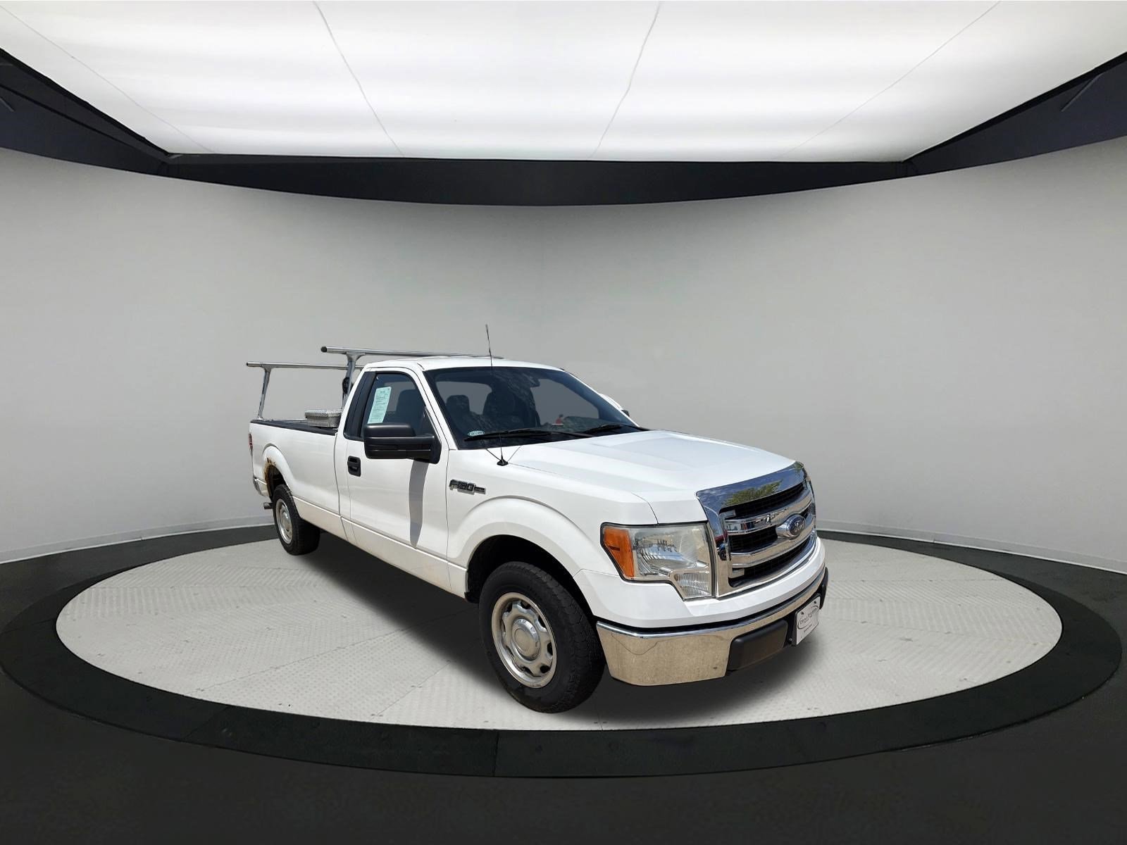 2013 Ford F-150 XL Regular Cab 126-in's photo