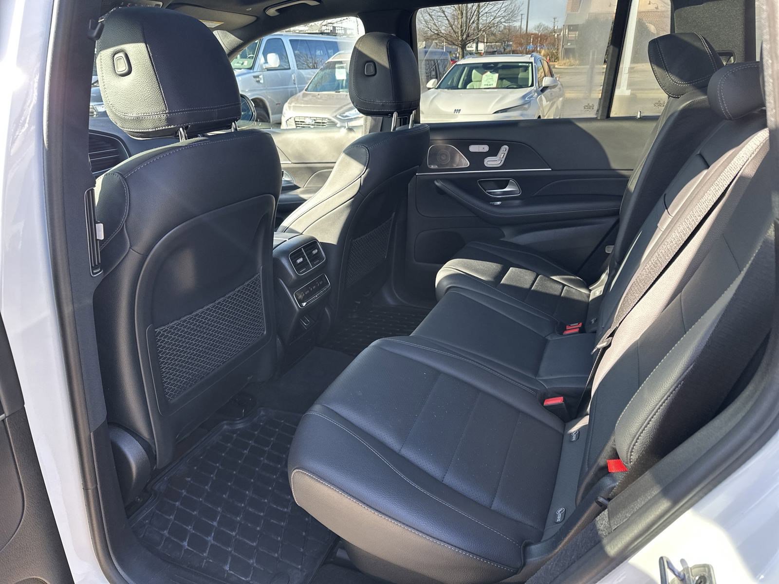 2023 Mercedes-Benz GLS GLS450 - Photo 13