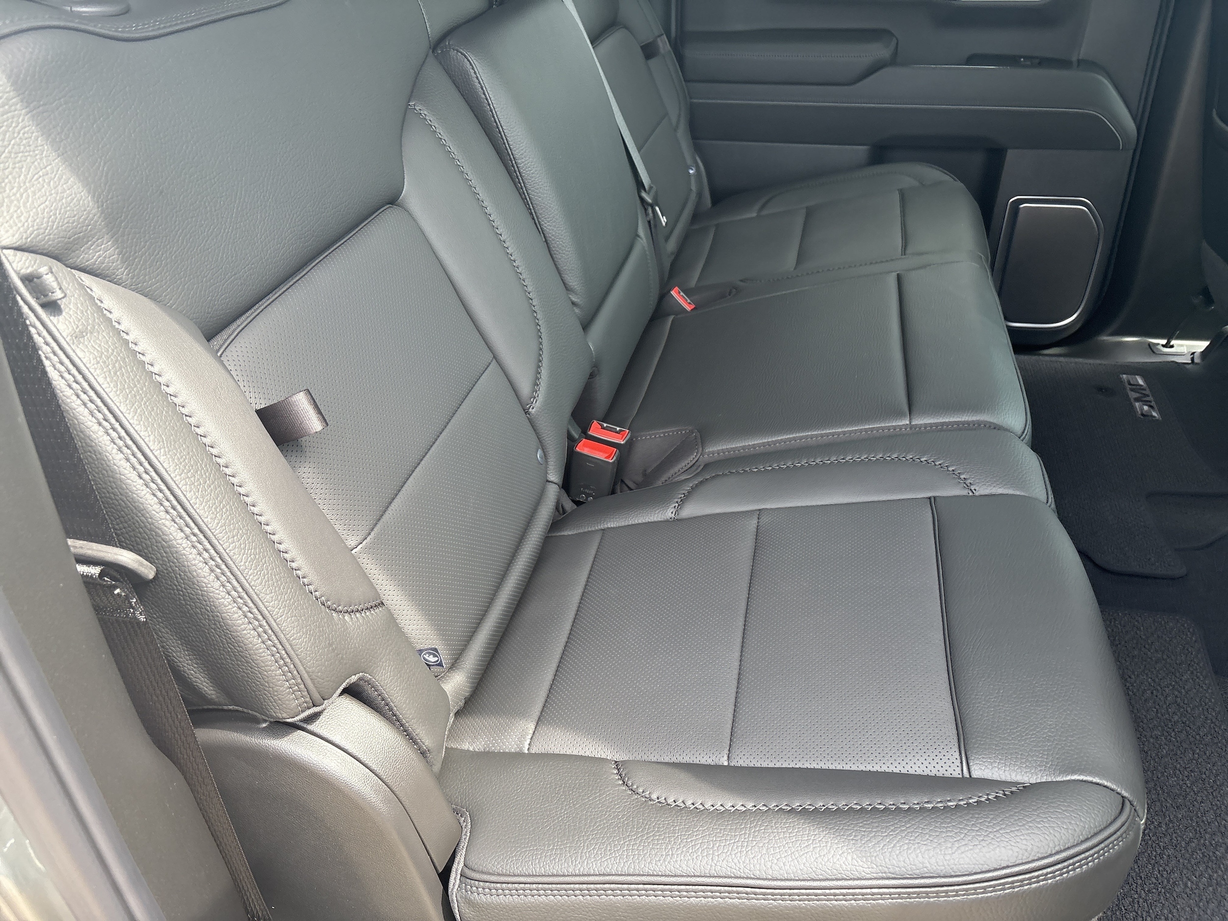2026 GMC Sierra 1500 Denali - Photo 18