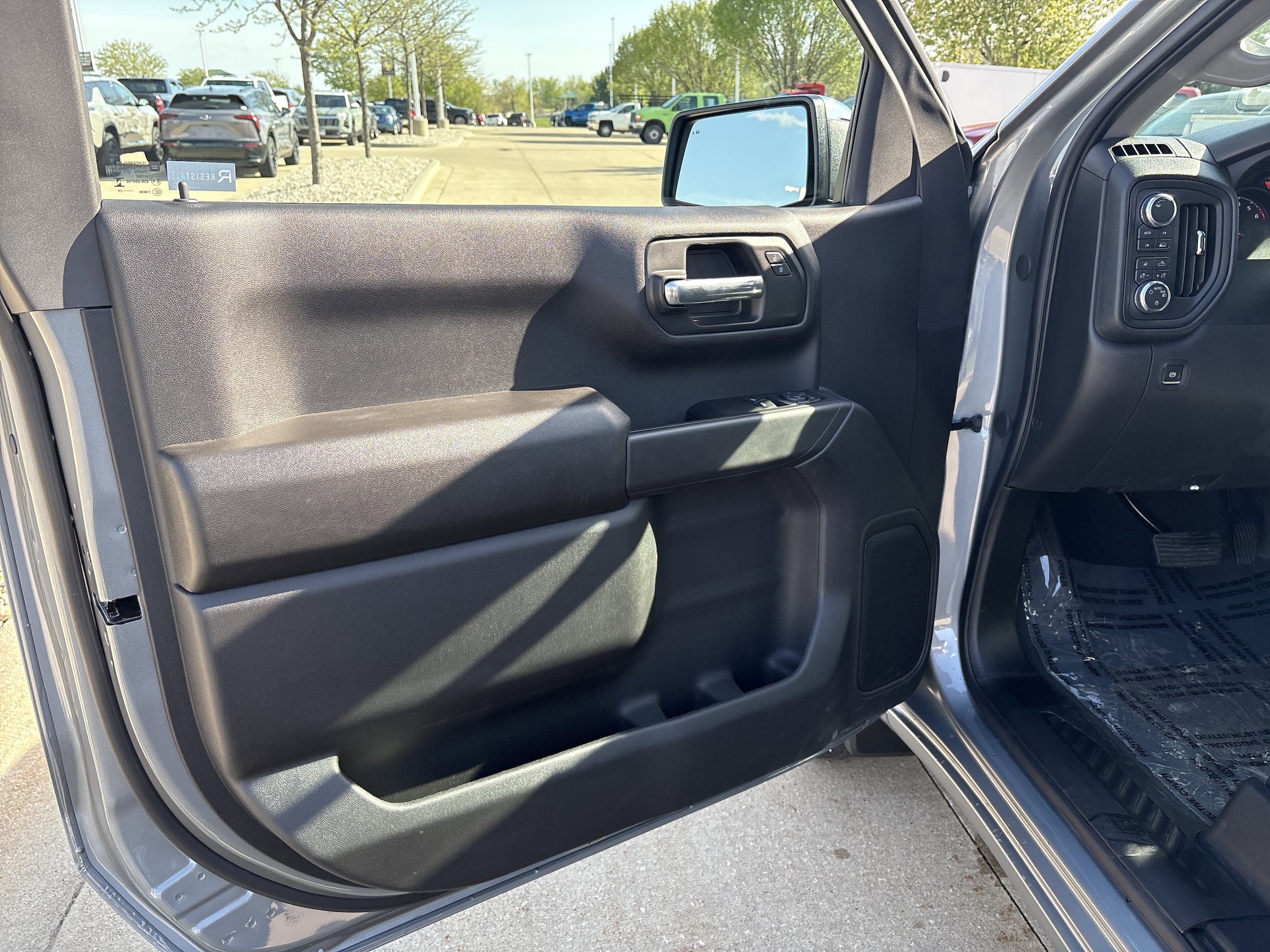 2026 GMC Sierra 1500 Pro - Photo 9