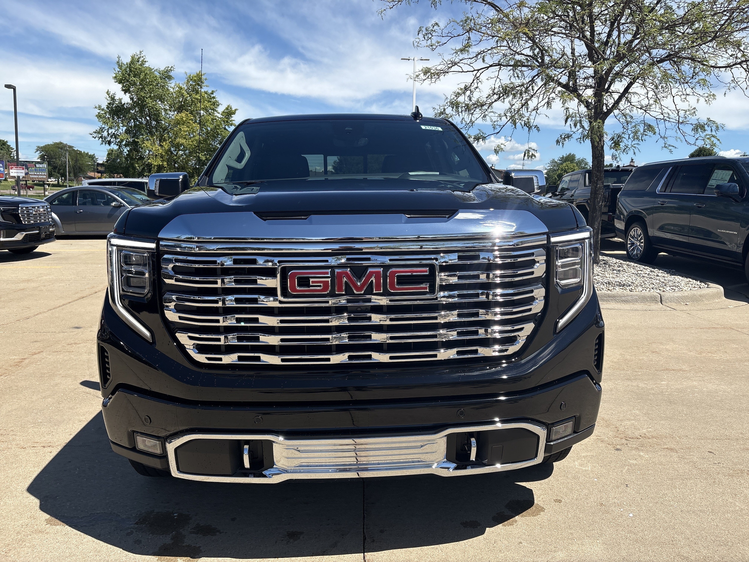 2026 GMC Sierra 1500 Denali - Photo 8