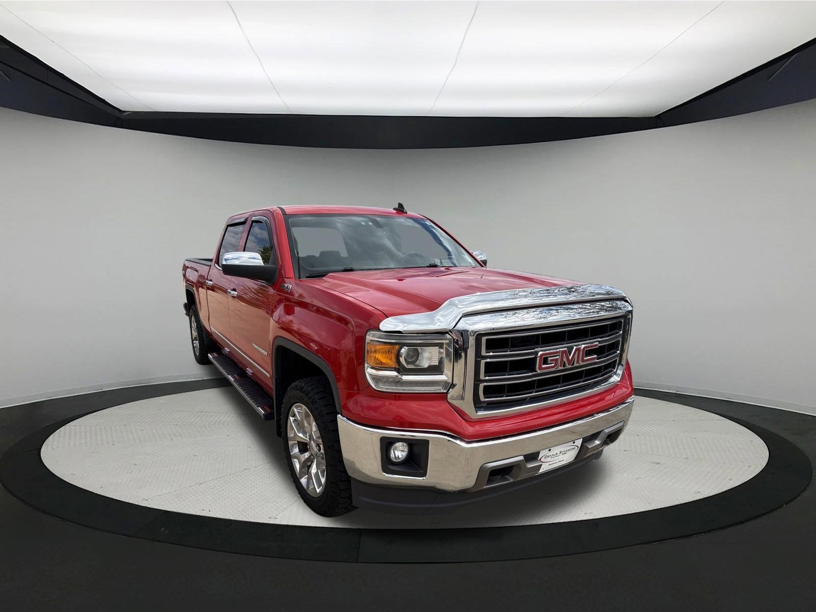 2015 GMC Sierra 4WD Crew Cab SLT SWB's photo