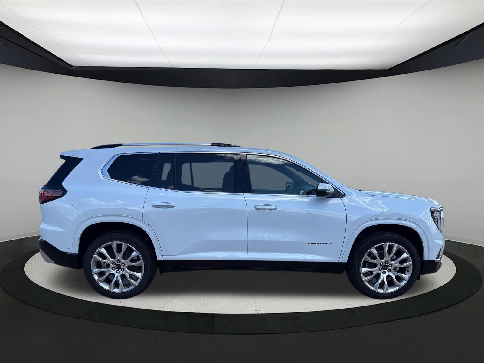 2026 GMC Acadia Denali - Photo 6