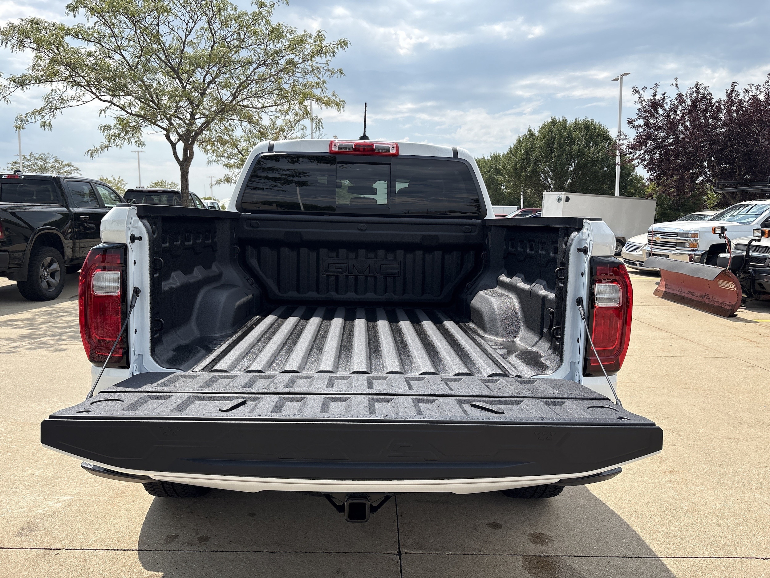 2026 GMC Canyon Denali - Photo 14