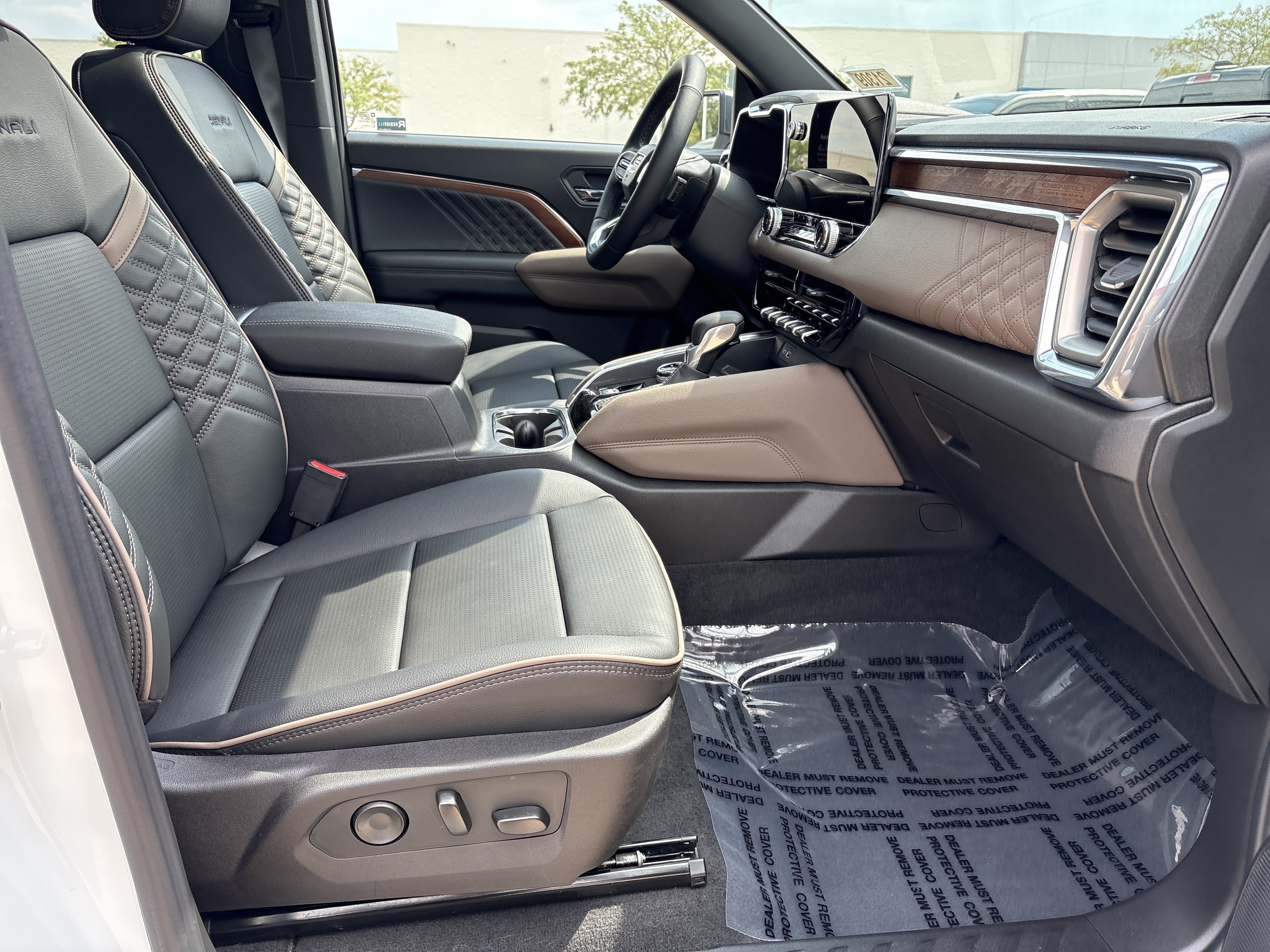 2026 GMC Canyon Denali - Photo 18
