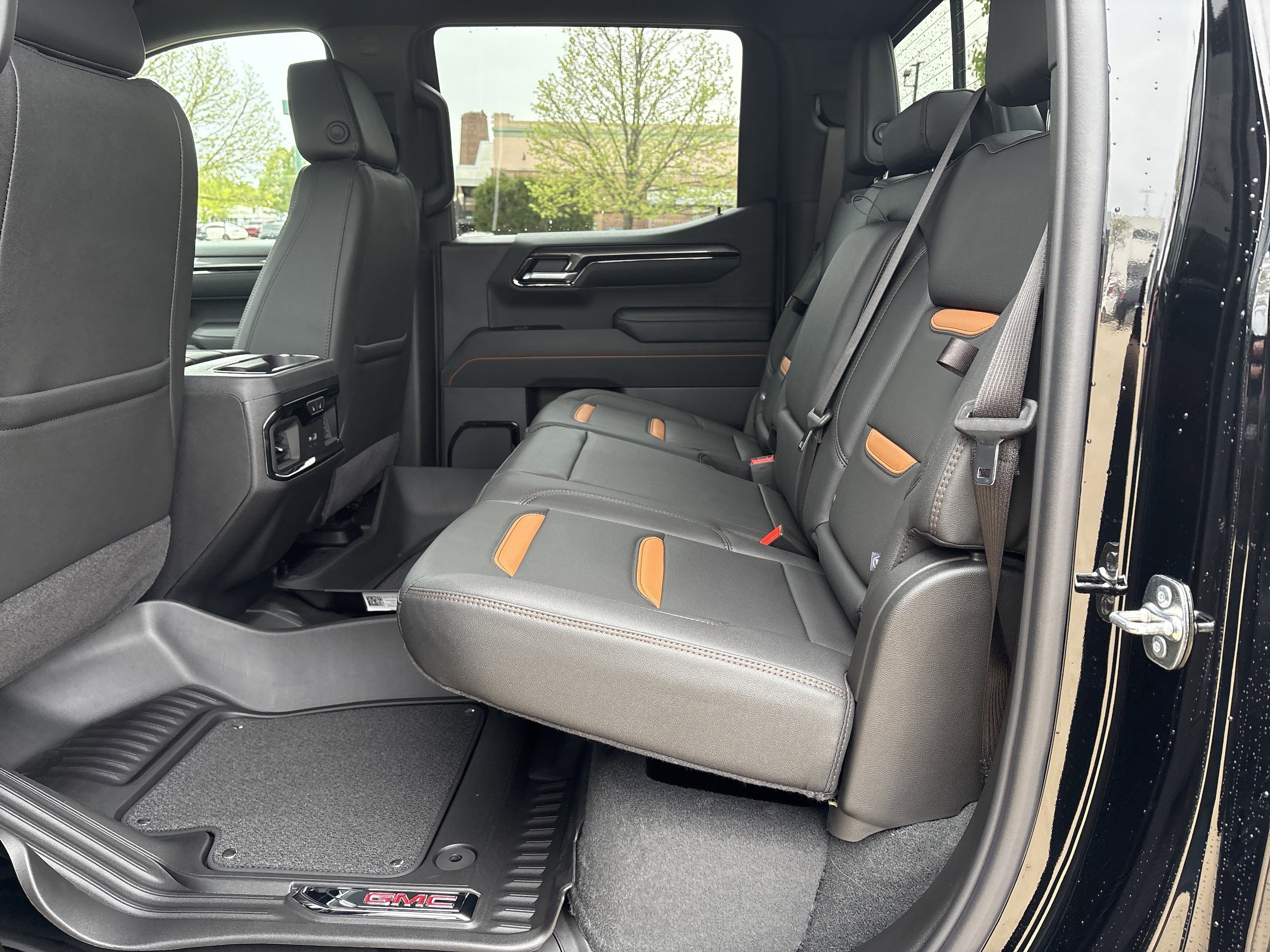 2026 GMC Sierra 1500 AT4 - Photo 13