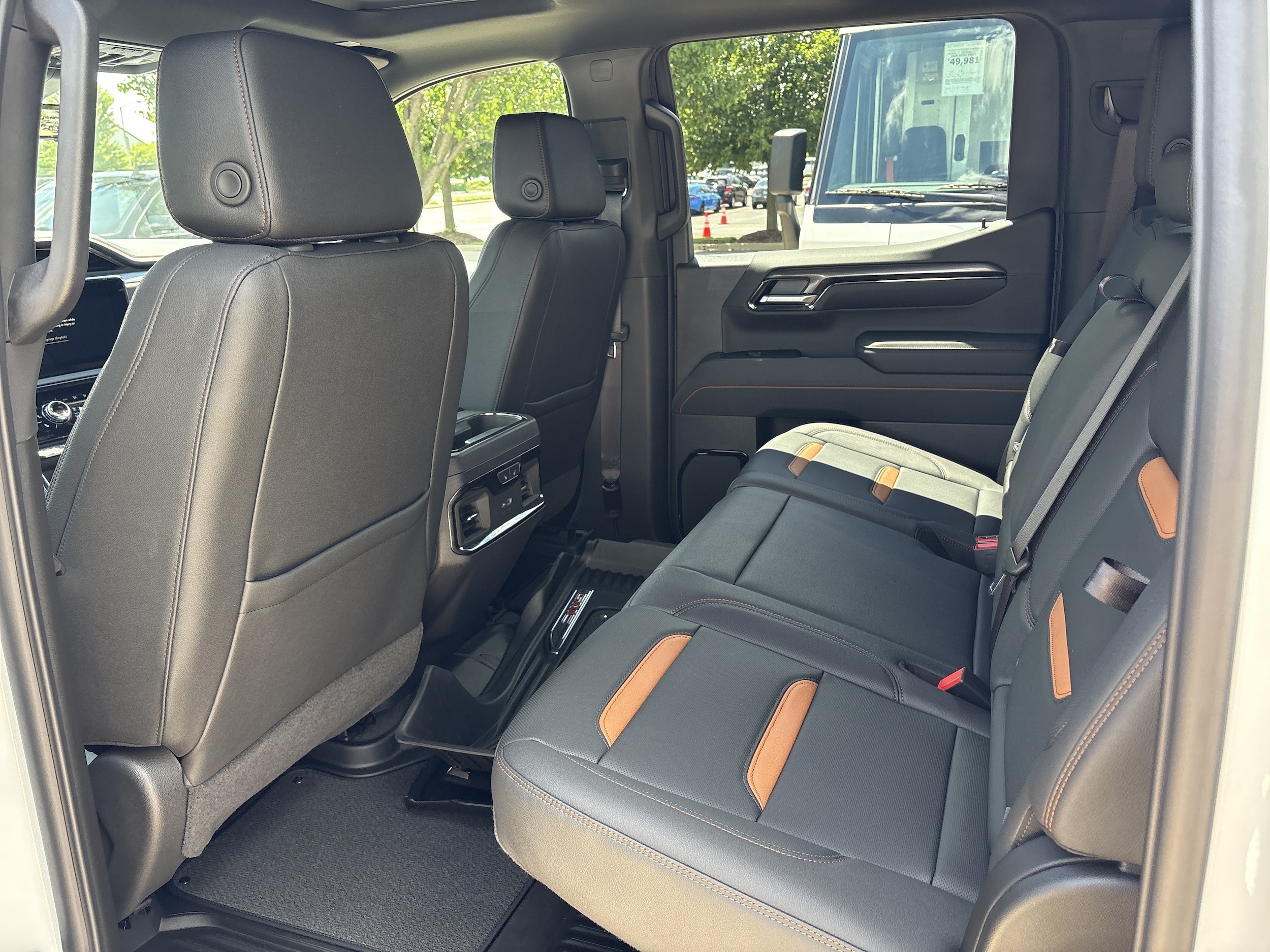 2026 GMC Sierra 1500 AT4 - Photo 12