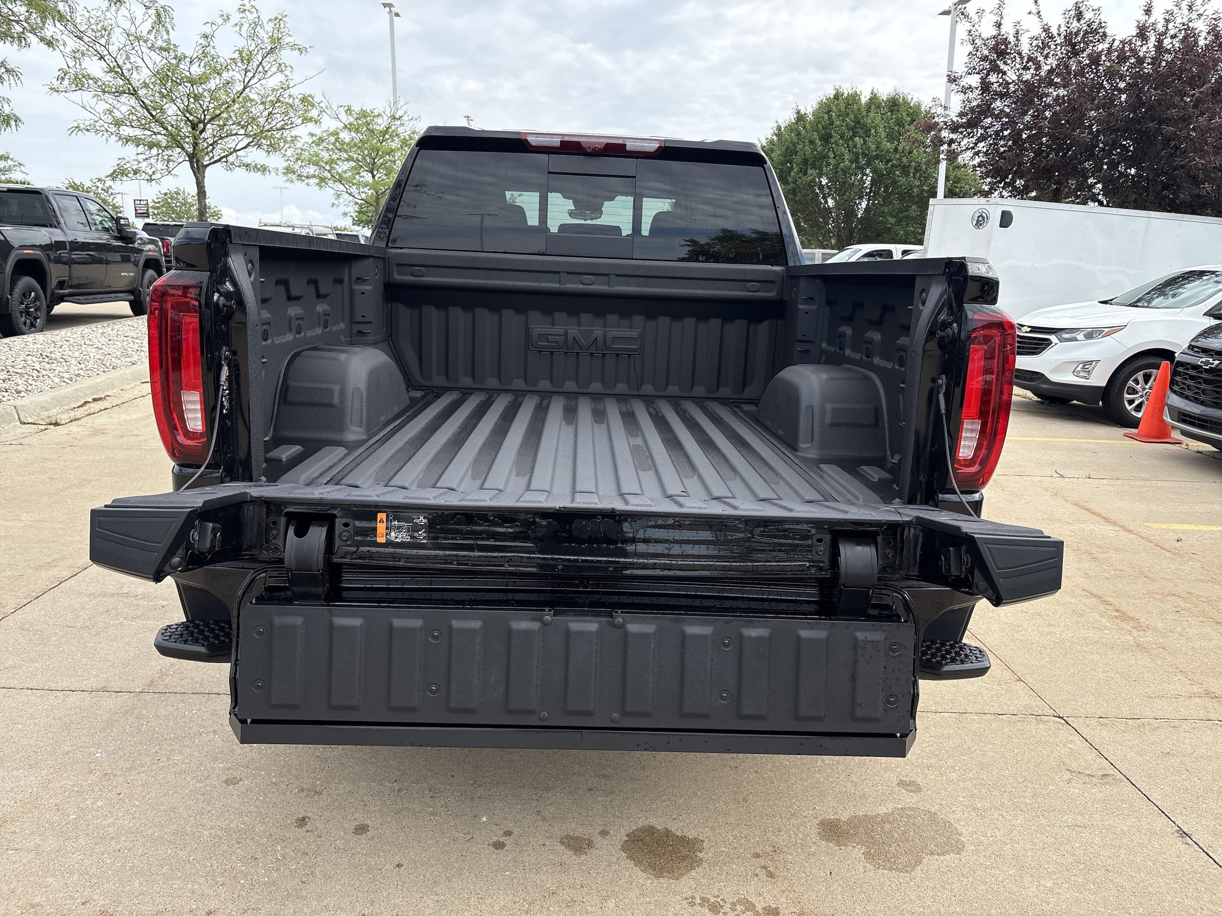 2026 GMC Sierra 1500 Denali - Photo 14