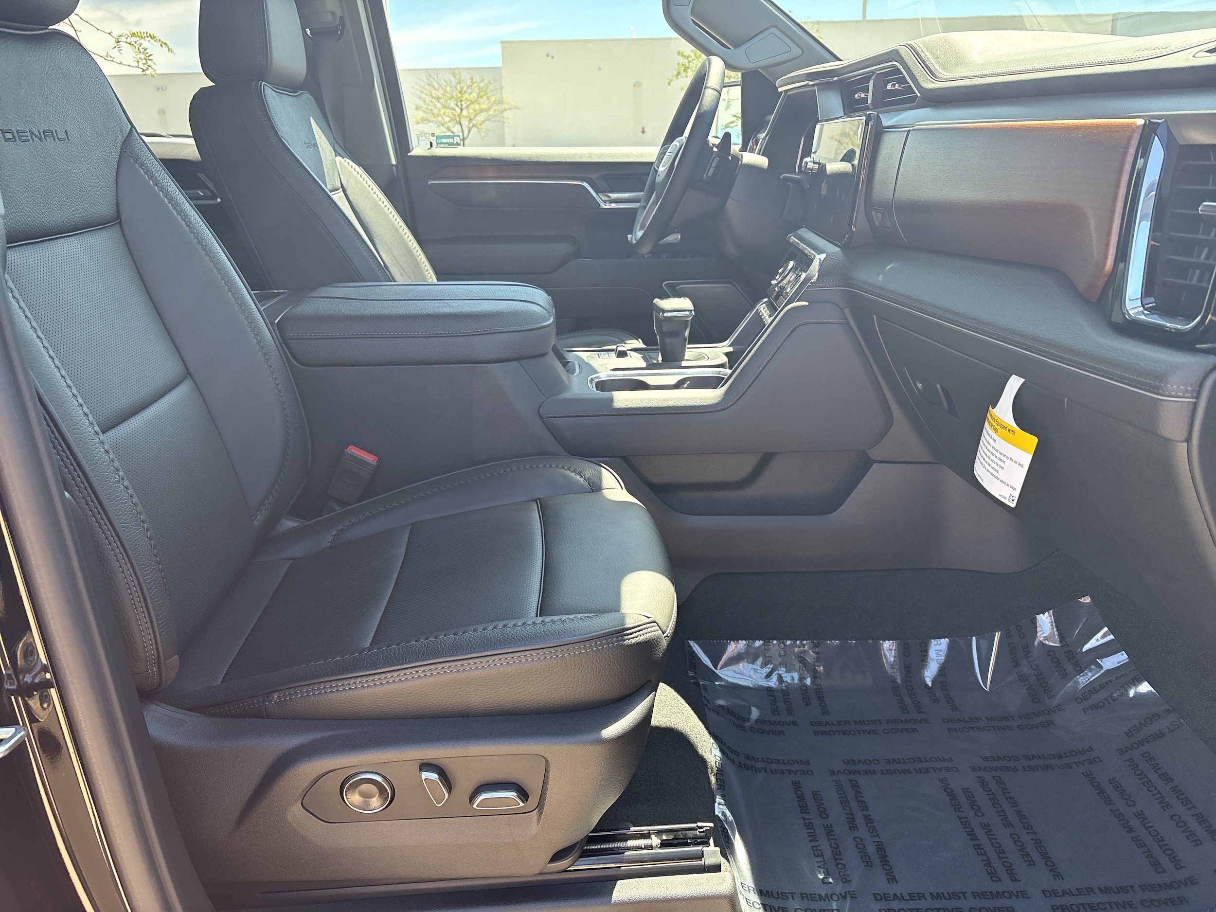 2026 GMC Sierra 1500 Denali - Photo 17