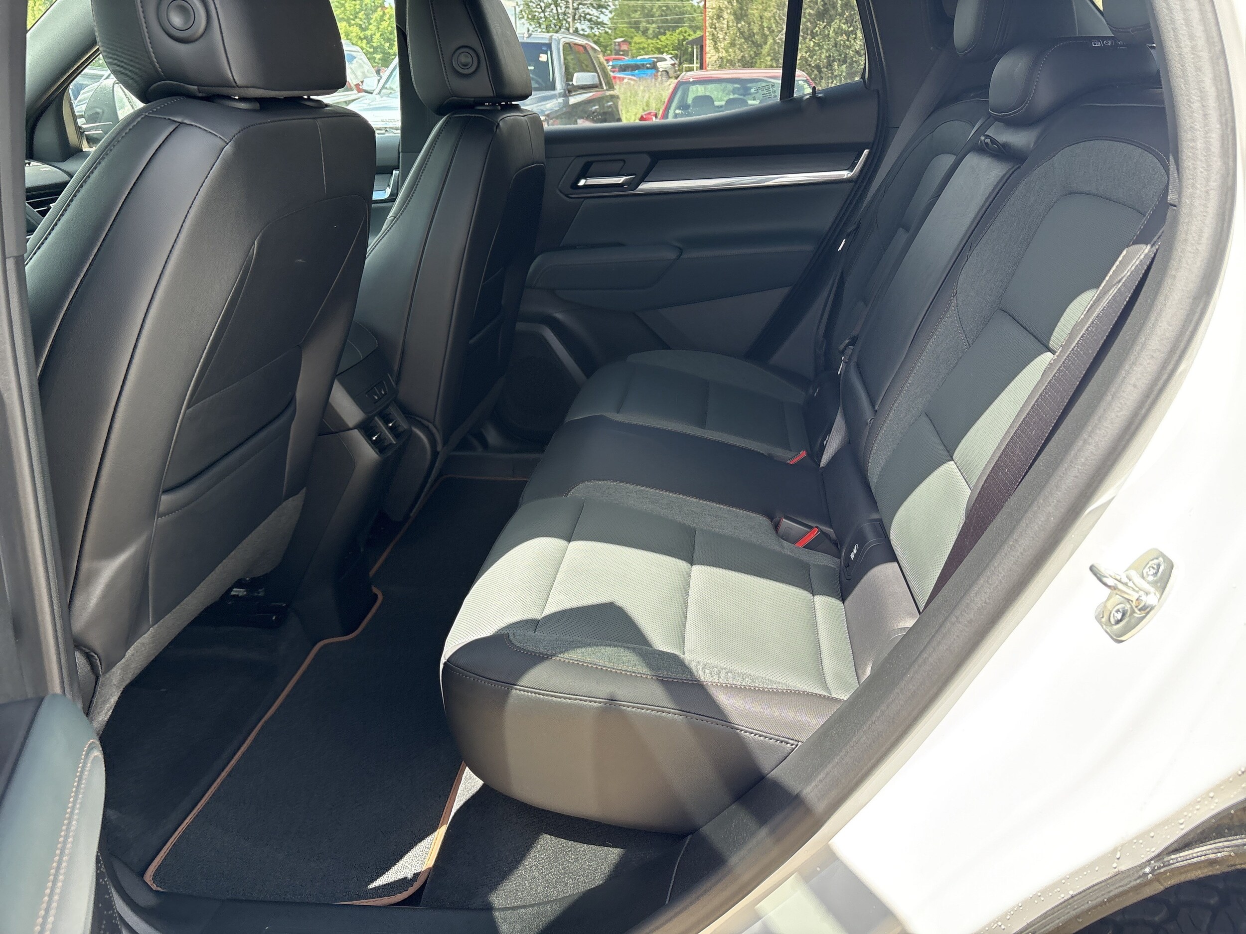 2026 GMC Terrain AT4 - Photo 13