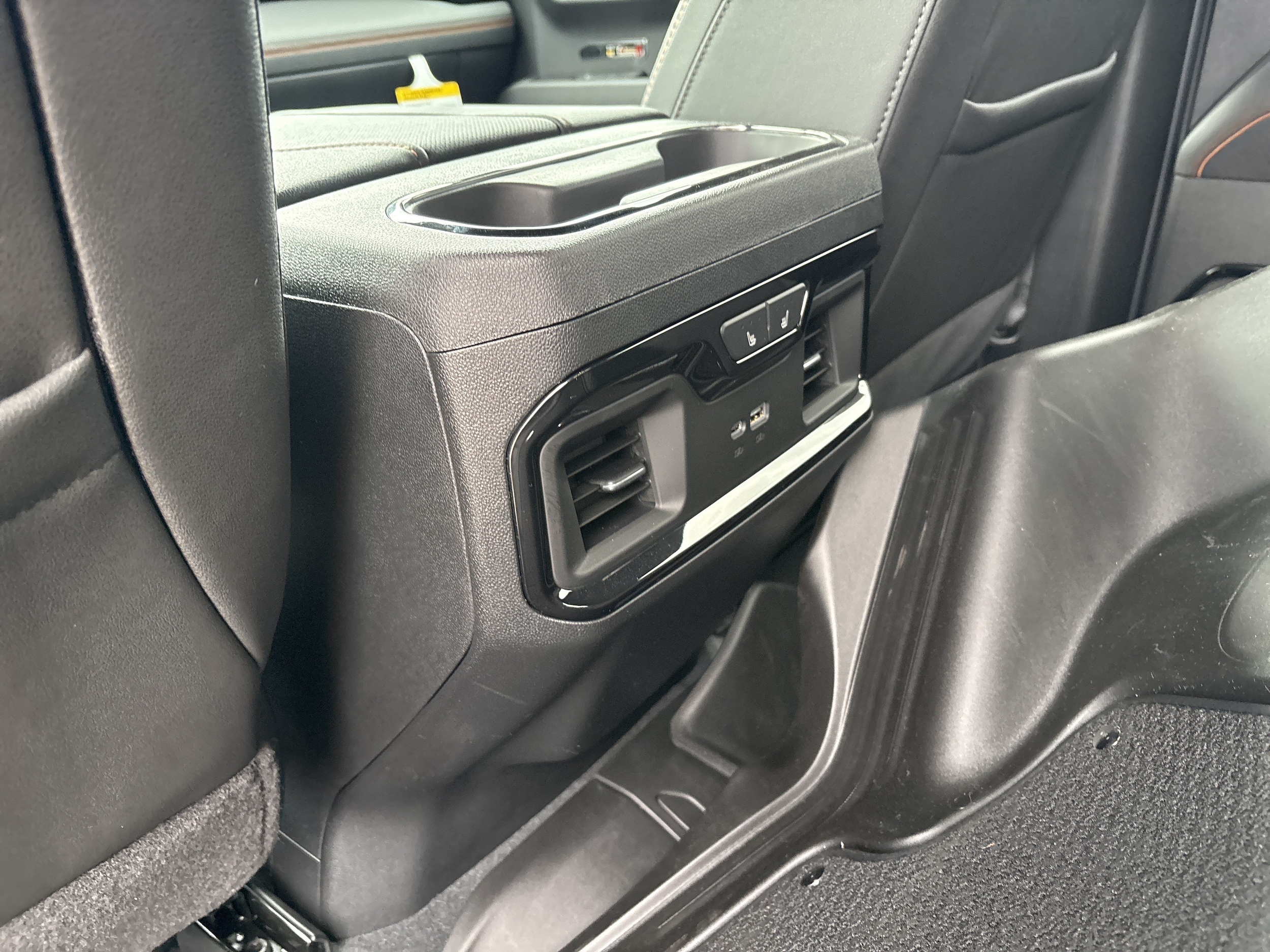 2026 GMC Sierra 1500 AT4 - Photo 16