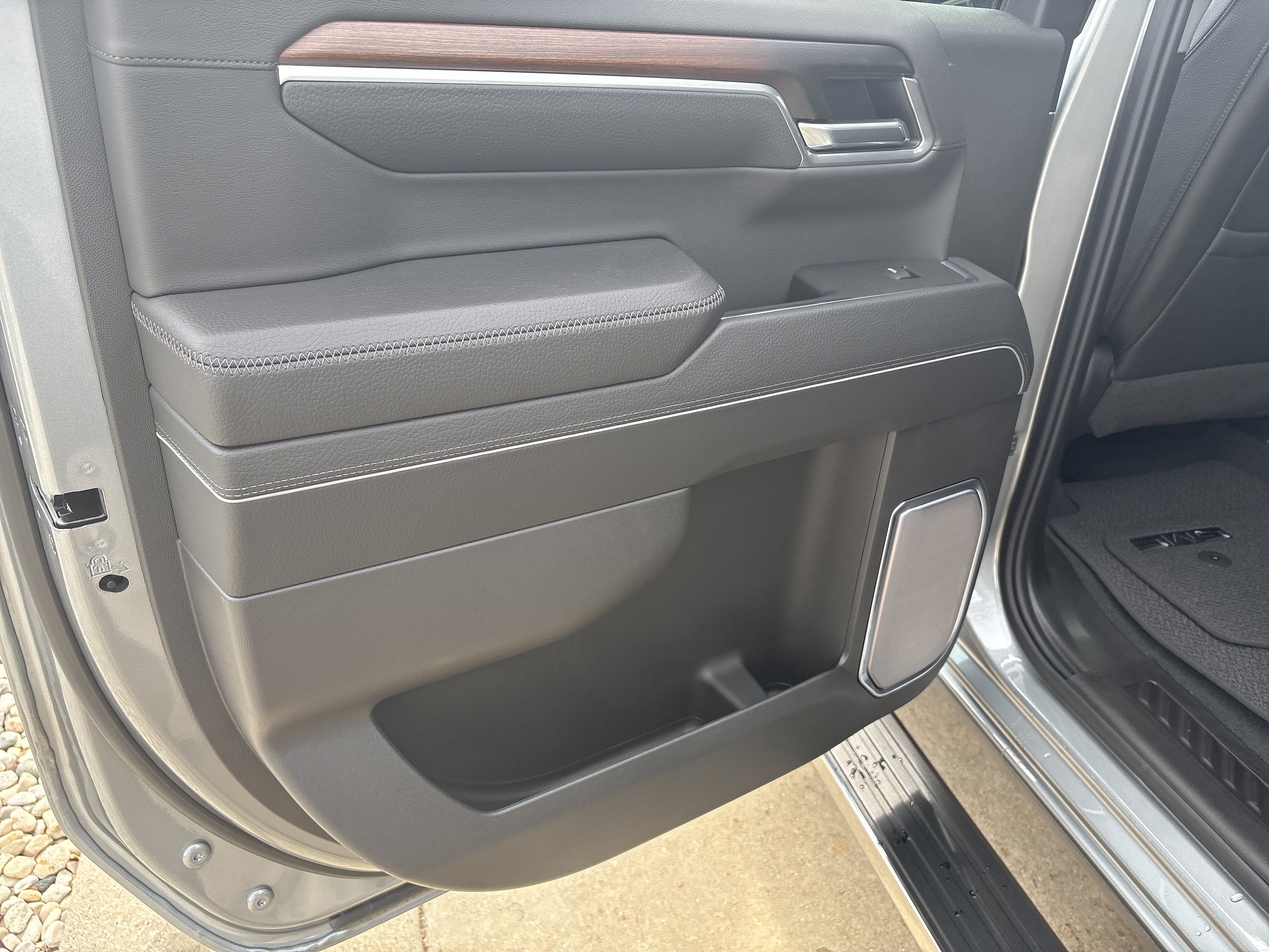 2026 GMC Sierra 1500 Denali - Photo 14