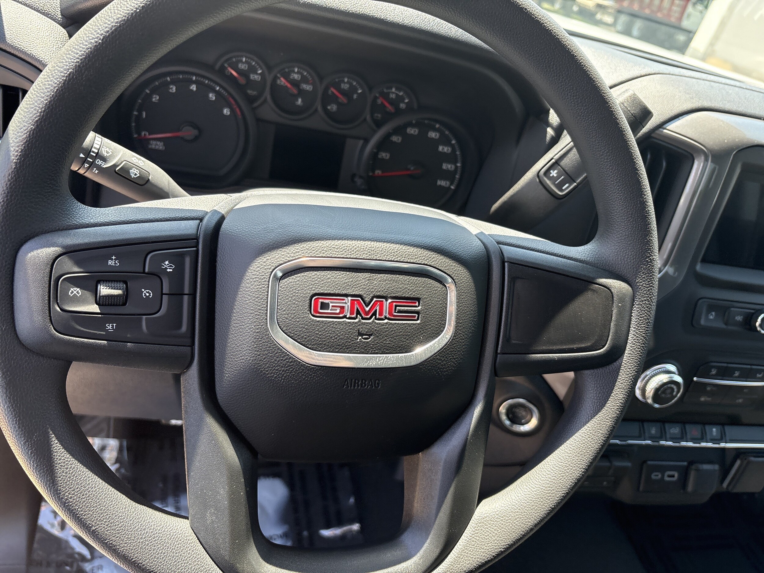 2026 GMC Sierra 2500HD Pro - Photo 10