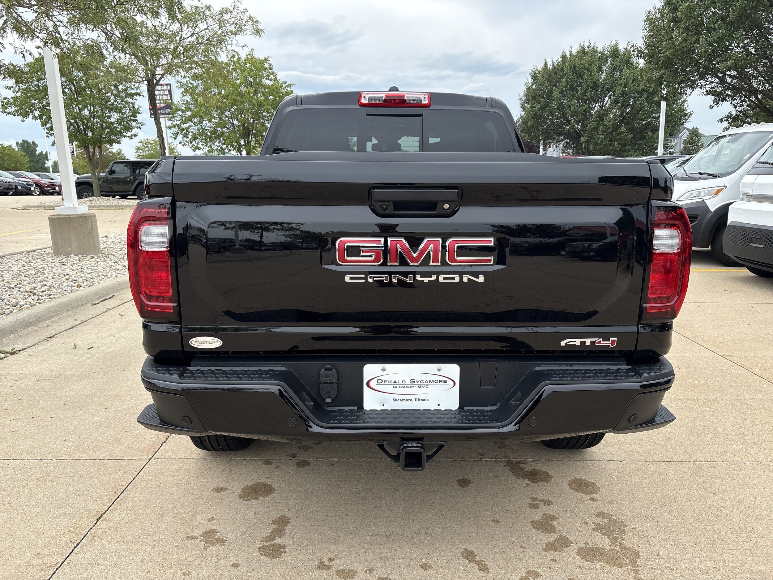 2026 GMC Canyon AT4 - Photo 6