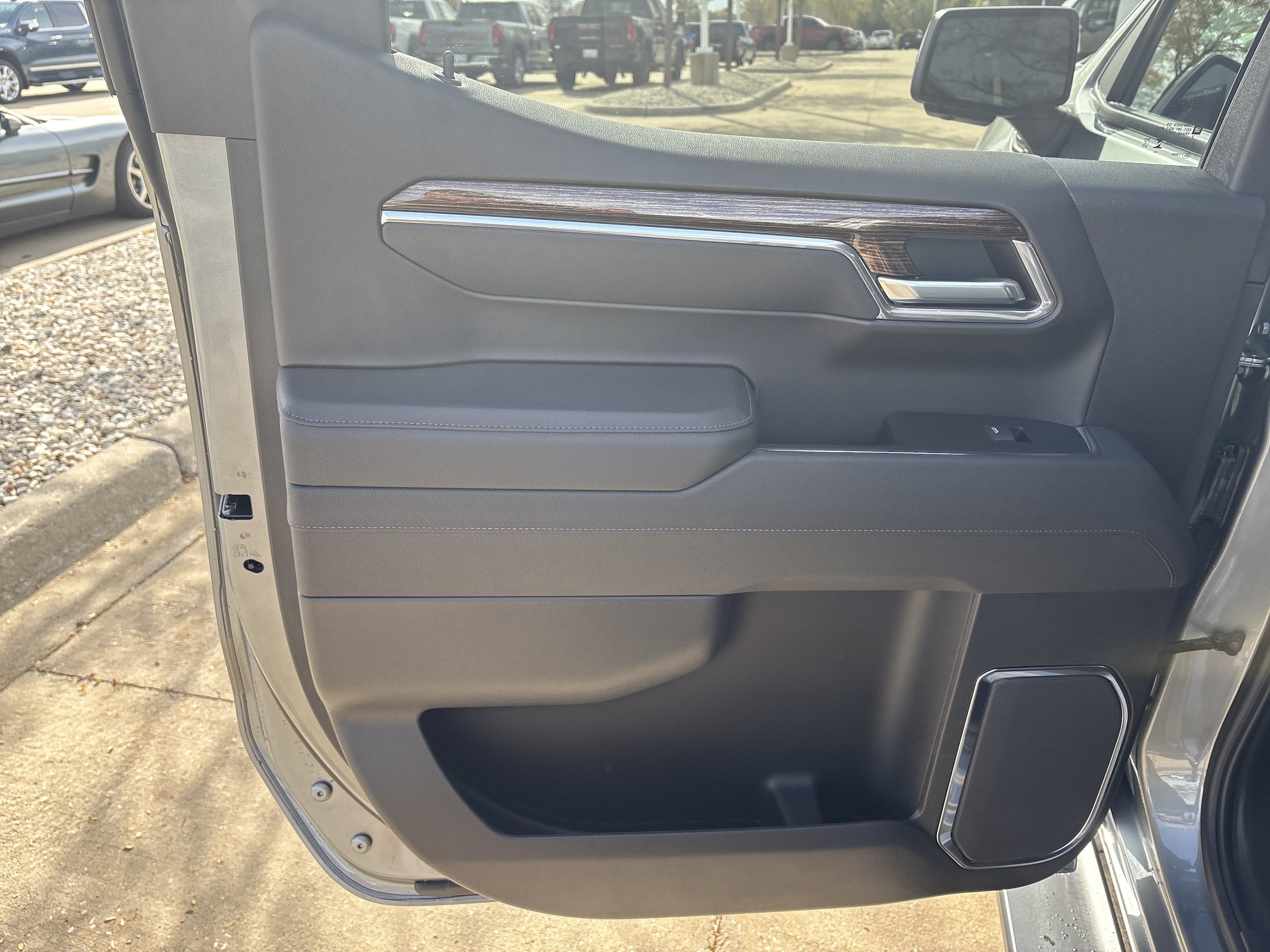 2026 GMC Sierra 1500 Elevation - Photo 12