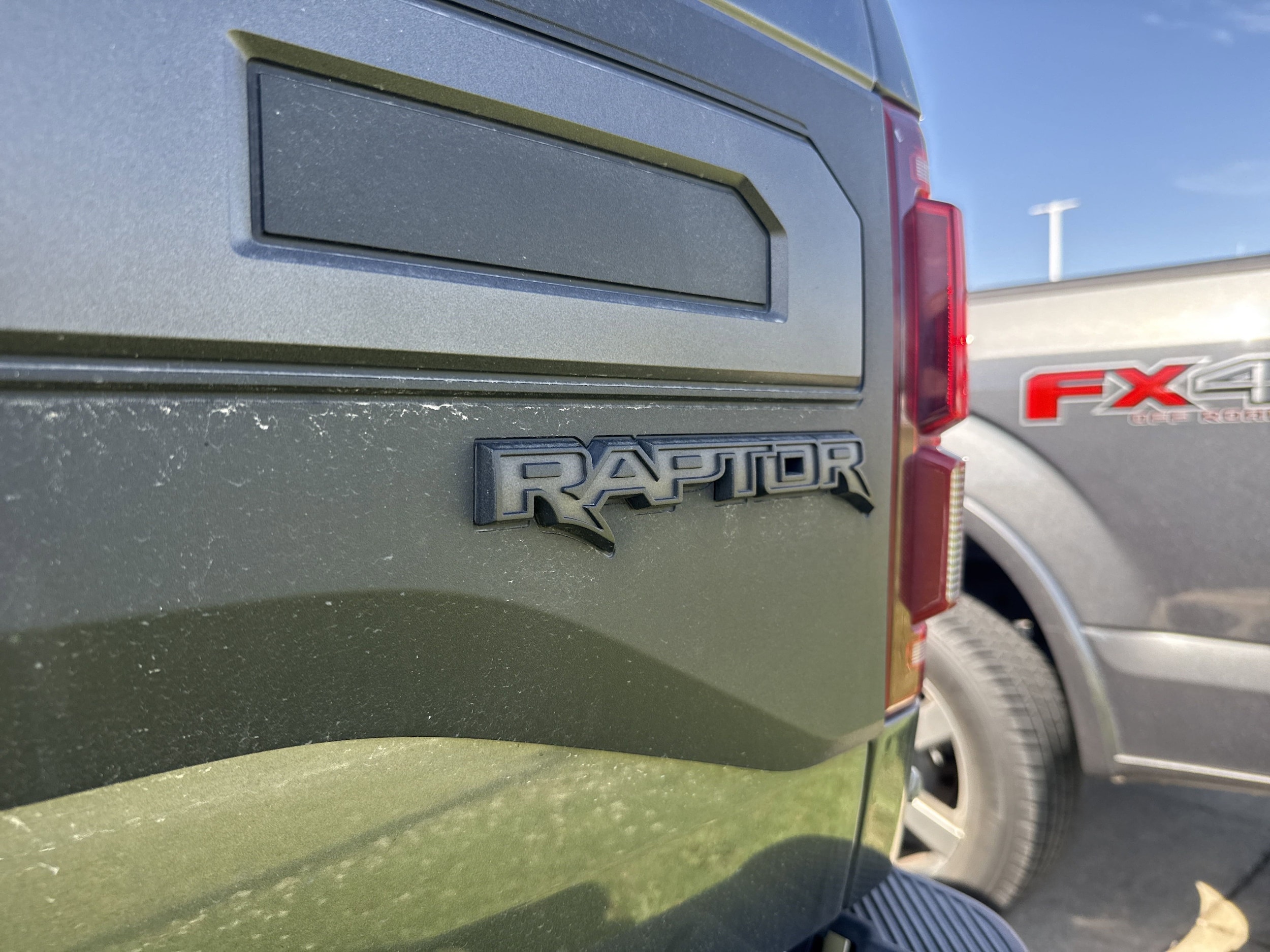 2020 Ford F-150 Raptor - Photo 10
