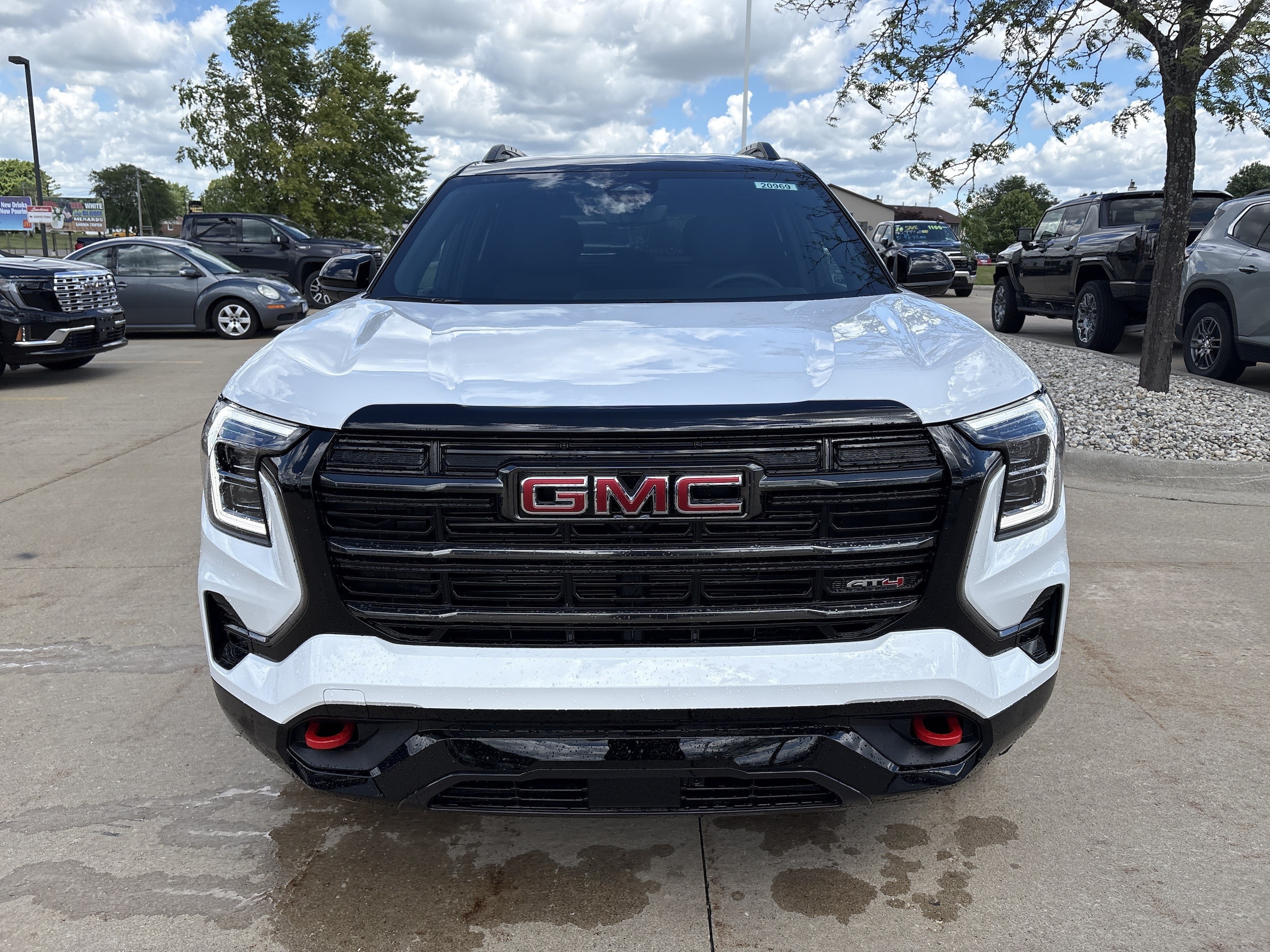 2026 GMC Terrain AT4 - Photo 8