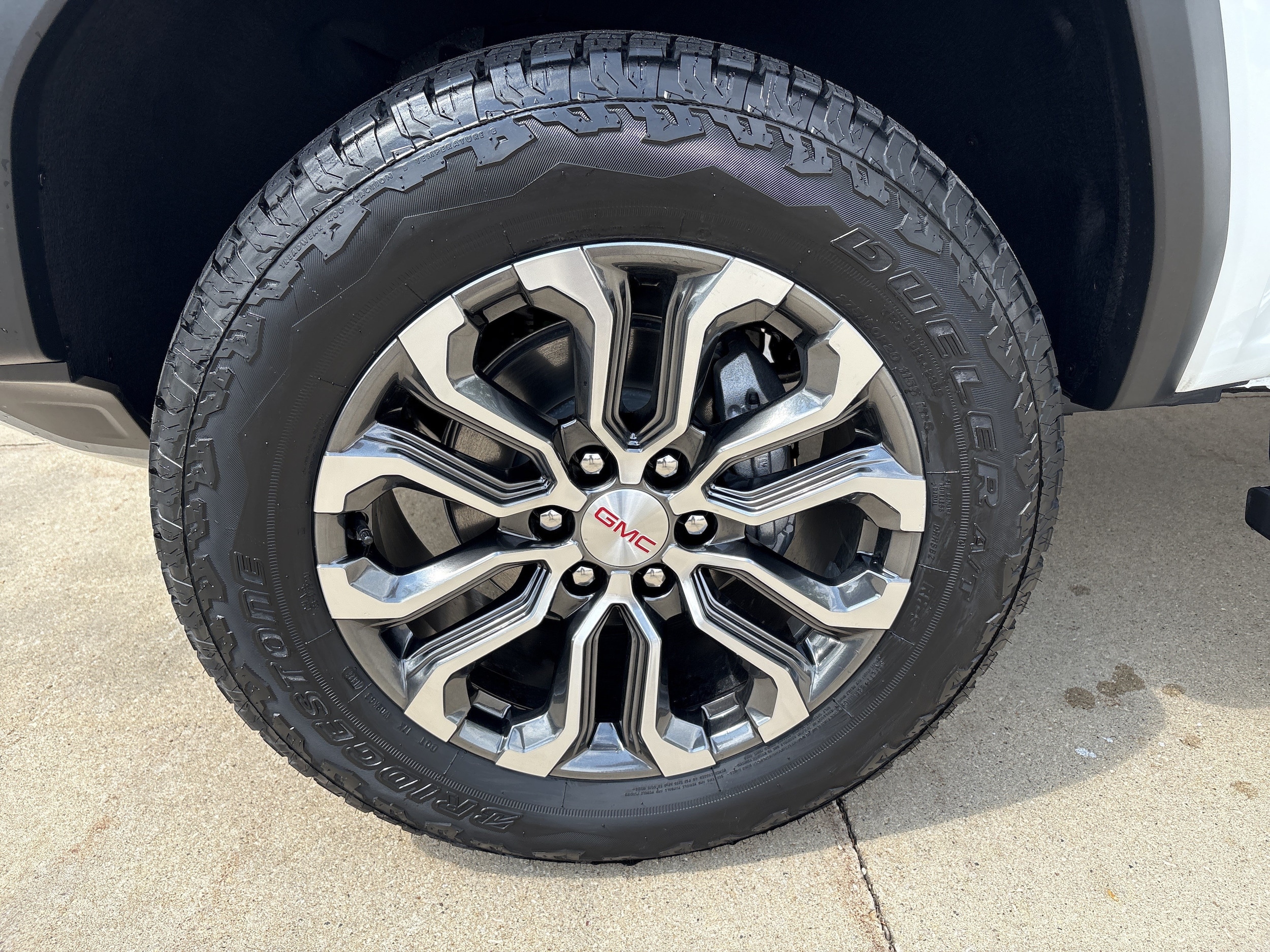 2026 GMC Canyon Denali - Photo 9