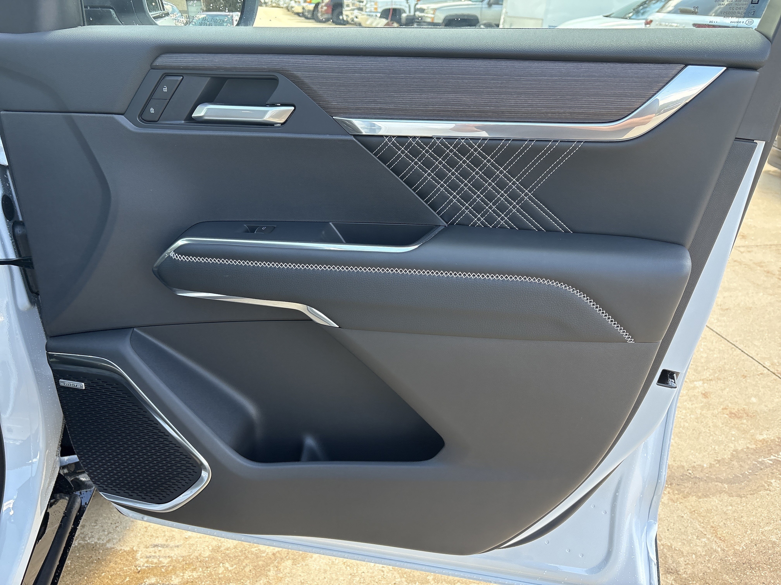2026 GMC Acadia Denali - Photo 19