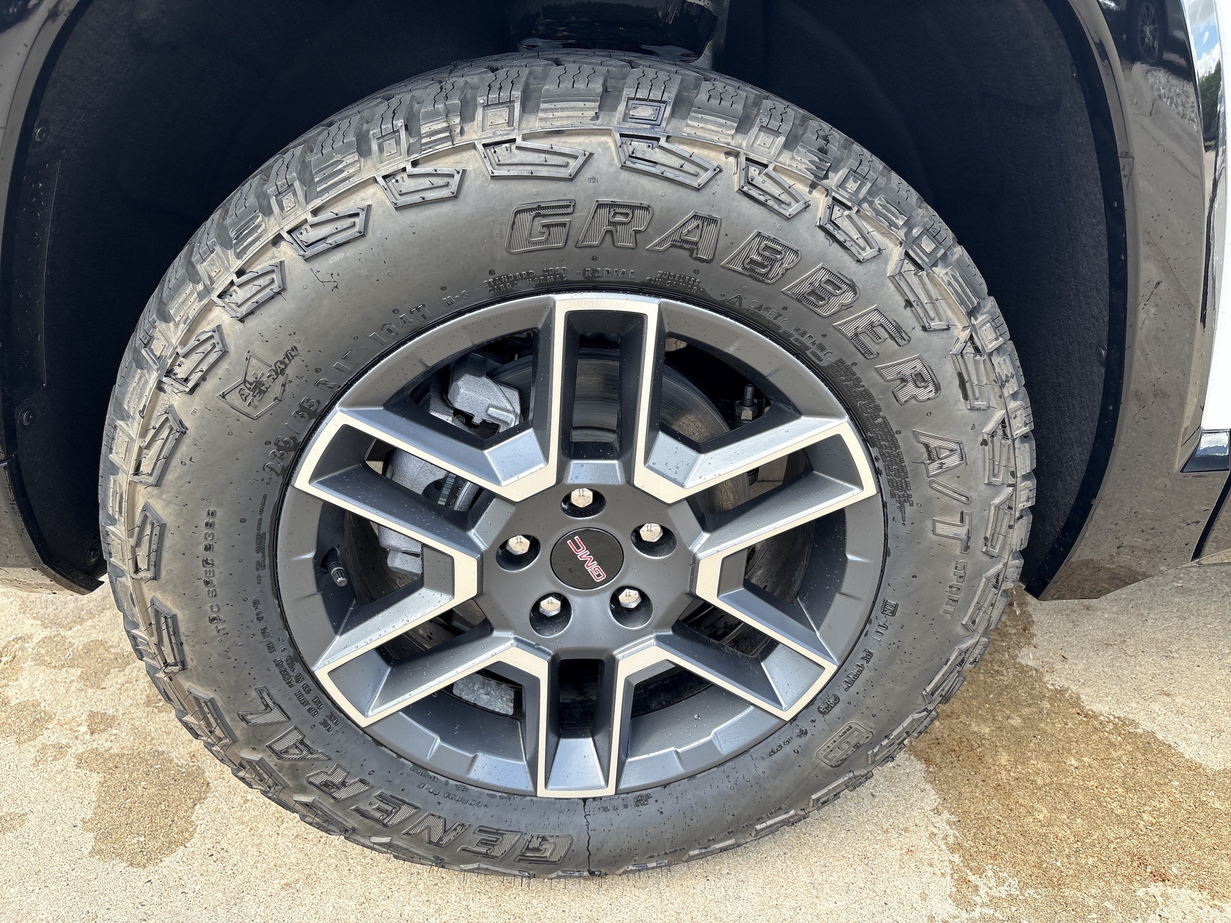 2026 GMC Terrain AT4 - Photo 9