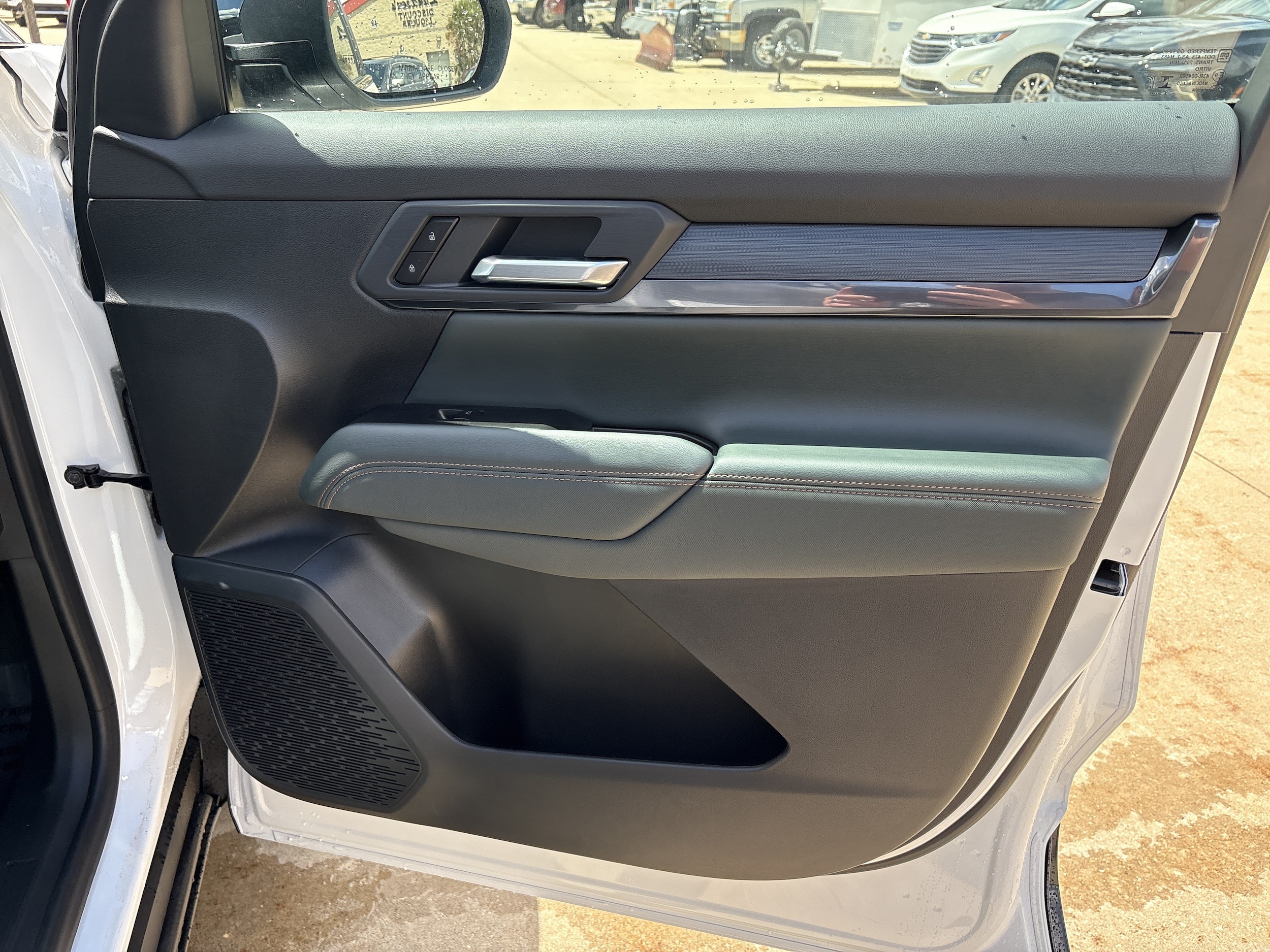 2026 GMC Terrain AT4 - Photo 17