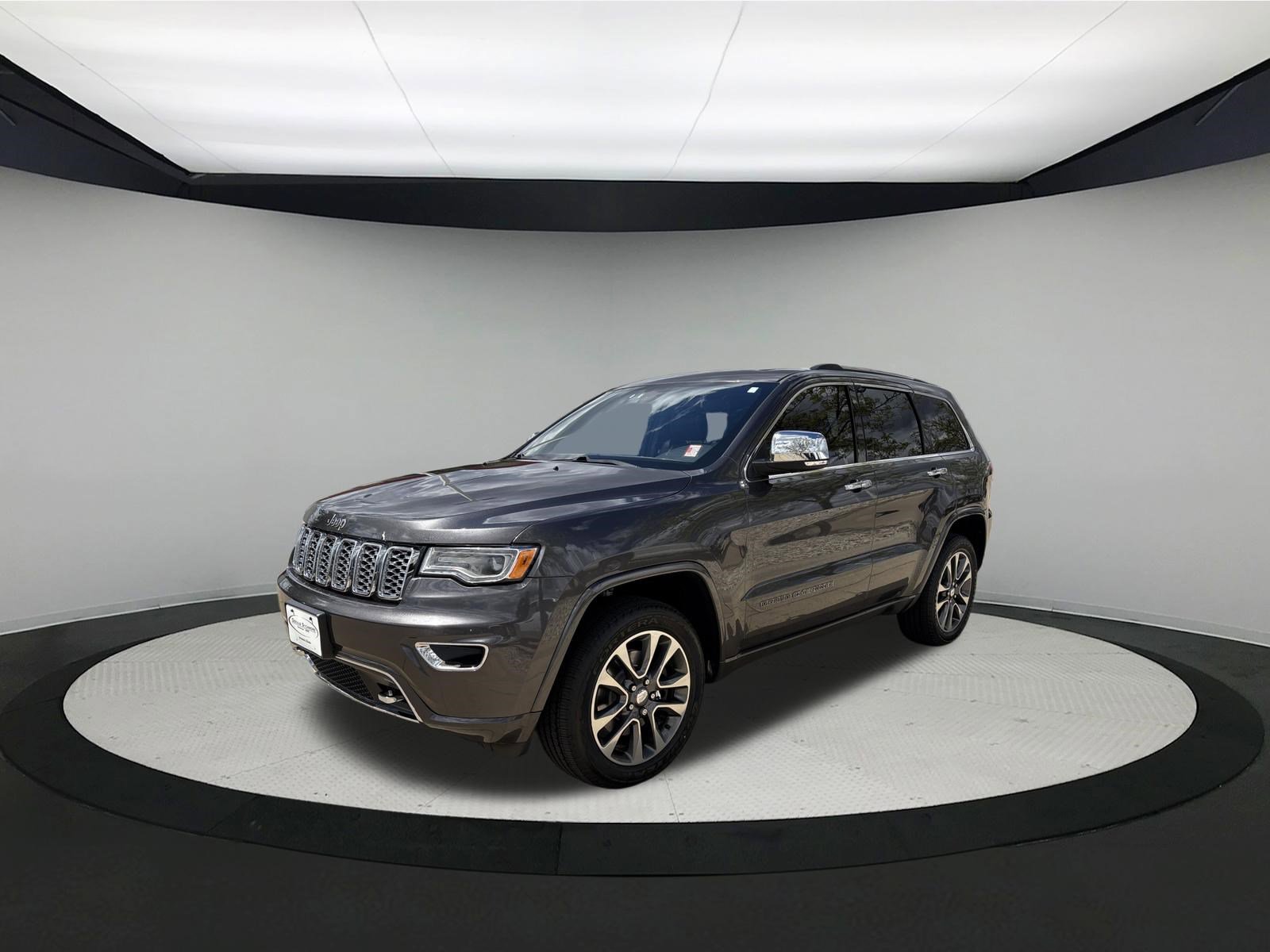 2017 Jeep Grand Cherokee Overland 4WD's photo