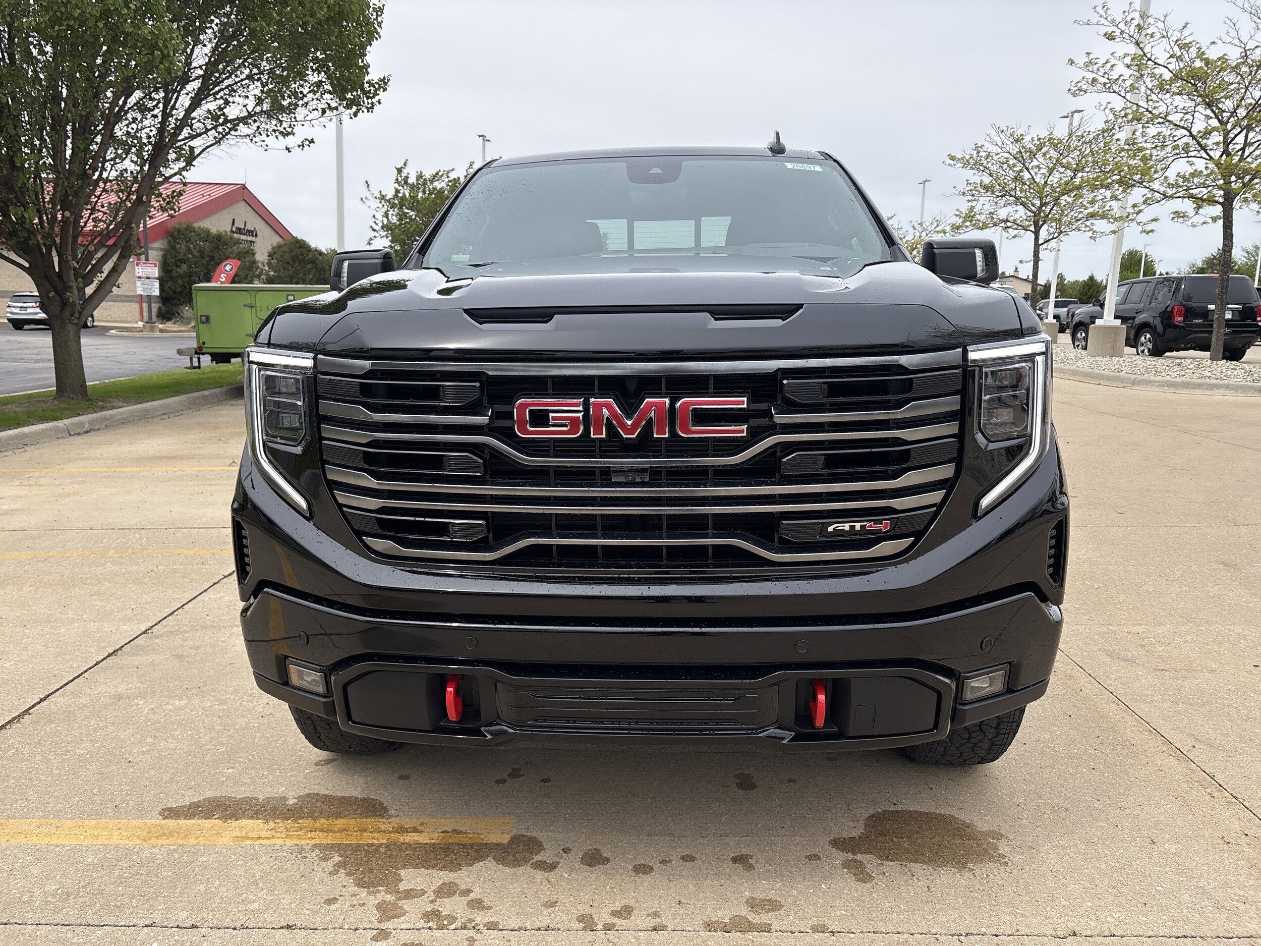2026 GMC Sierra 1500 AT4 - Photo 8