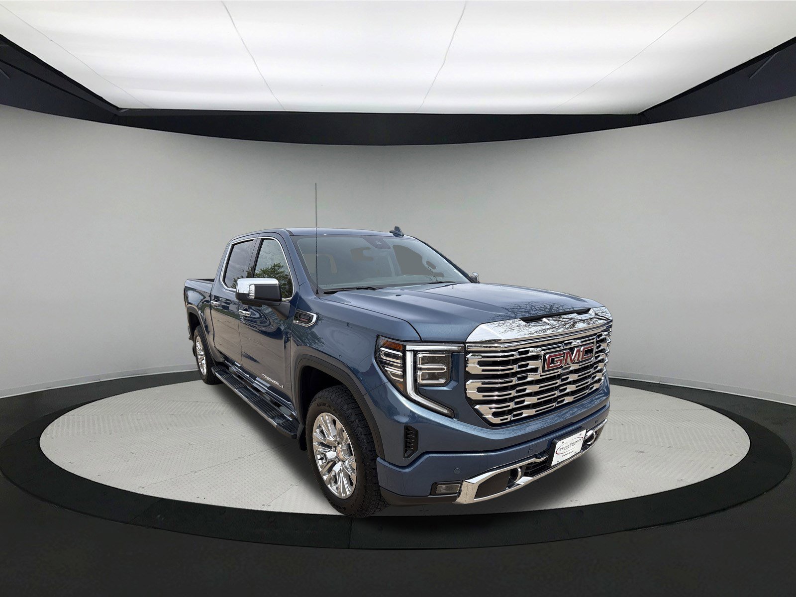 2025 GMC Sierra 4WD Crew Cab Short Box Denali's photo