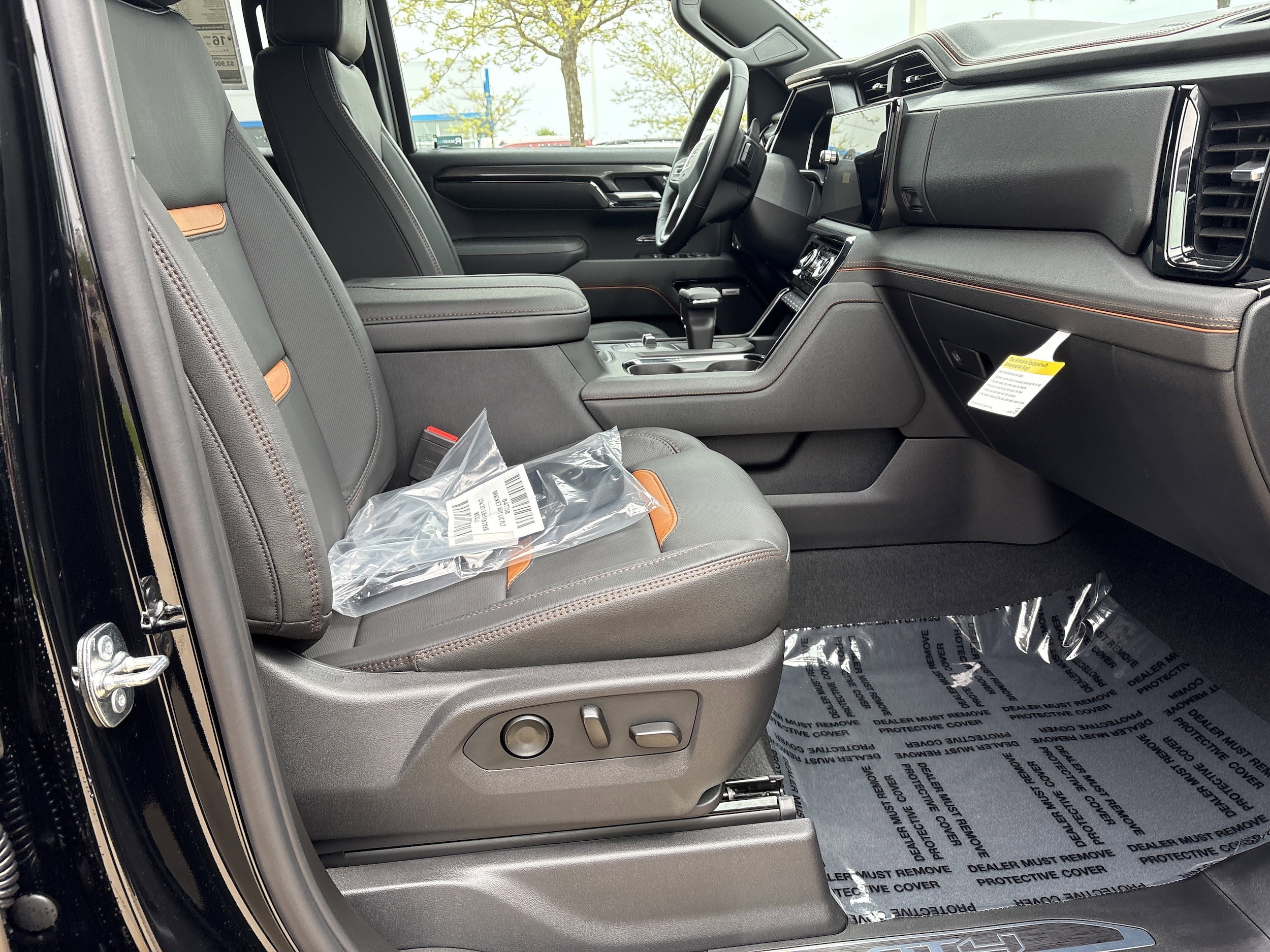 2026 GMC Sierra 1500 AT4 - Photo 18