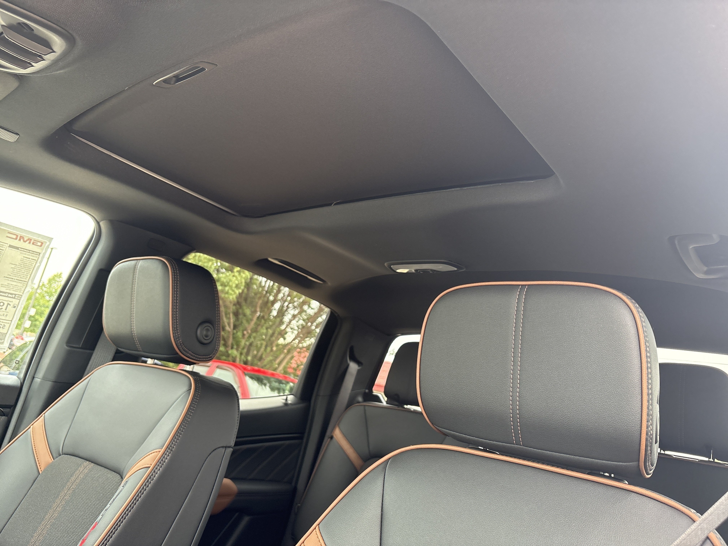 2026 GMC Canyon AT4 - Photo 15