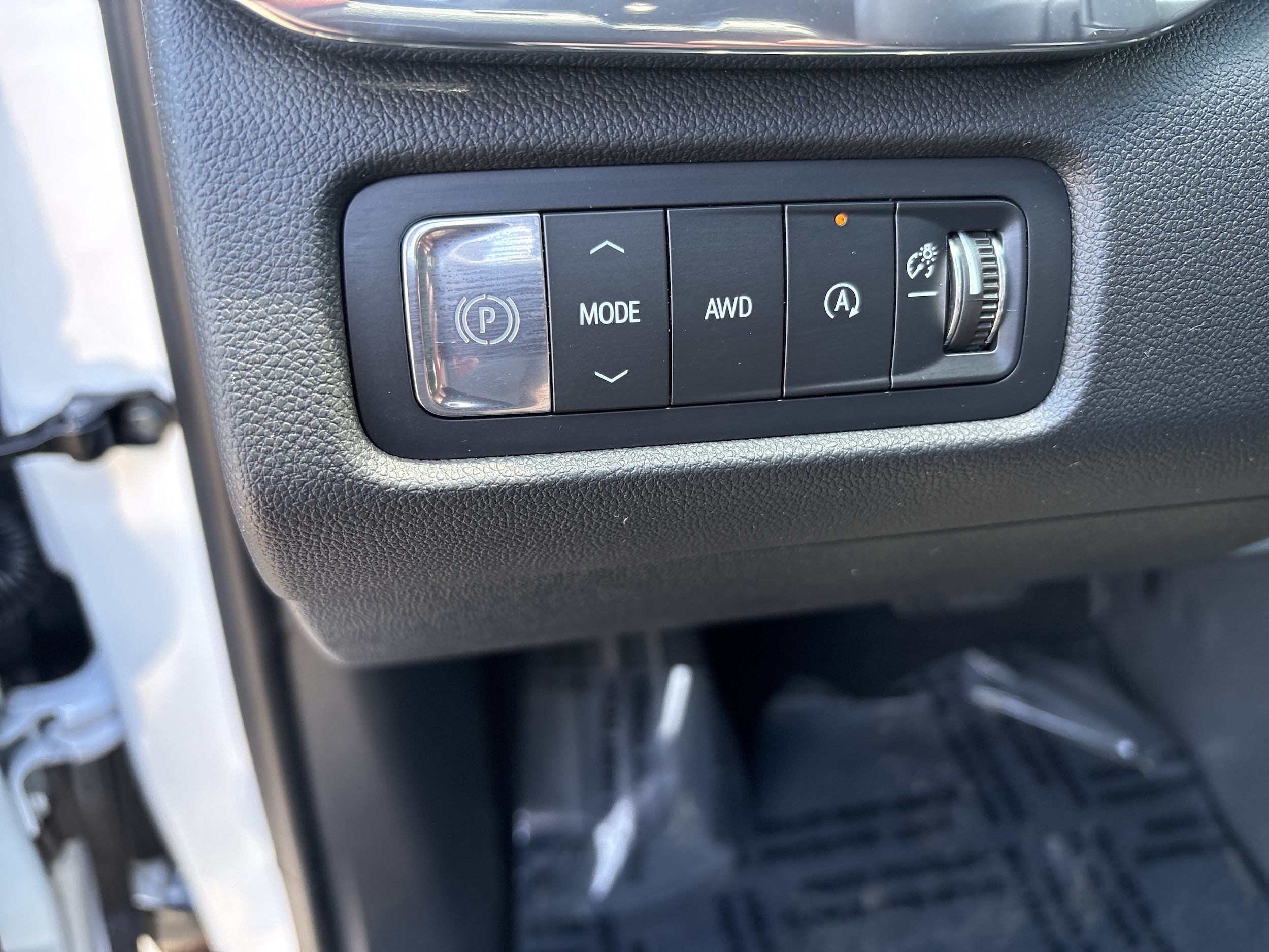 2026 GMC Acadia Denali - Photo 21