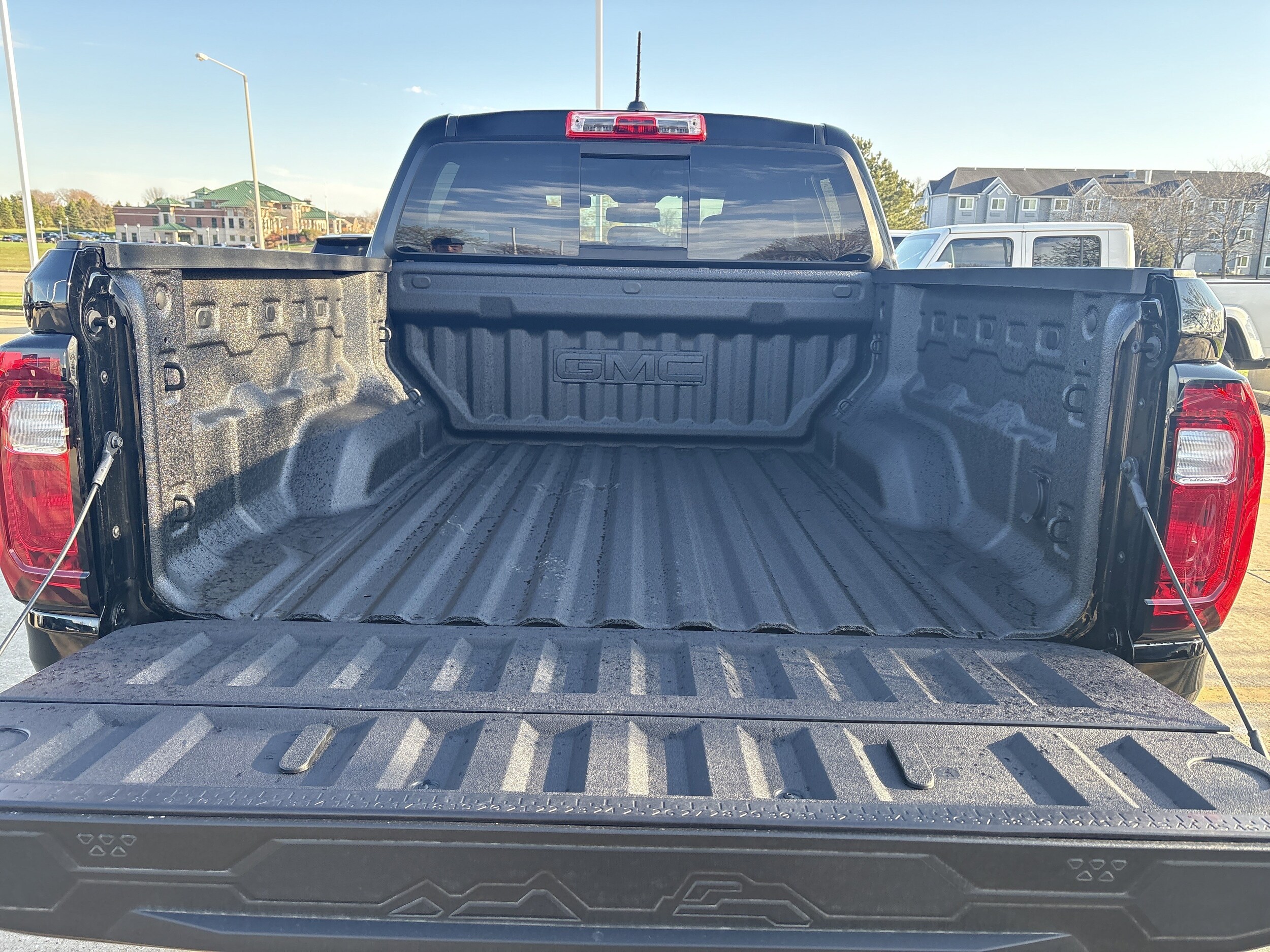 2026 GMC Canyon Elevation - Photo 14