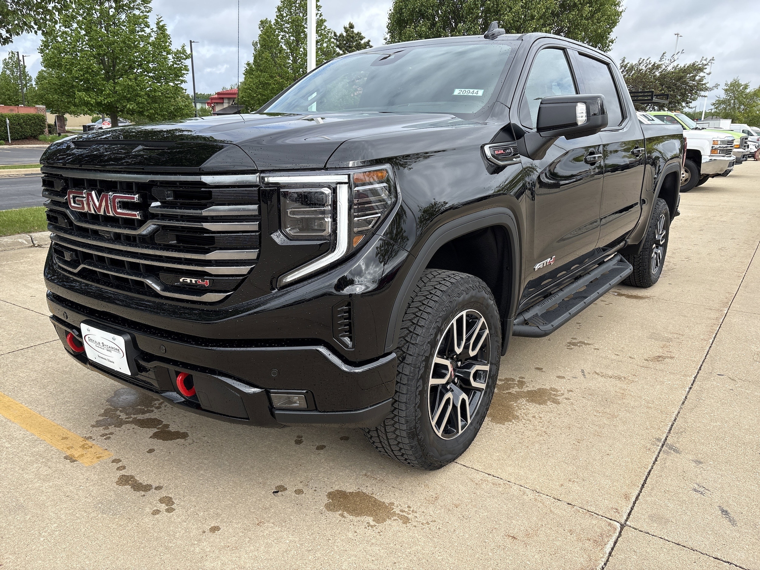 2026 GMC Sierra 4WD Crew Cab Short Box AT4's photo