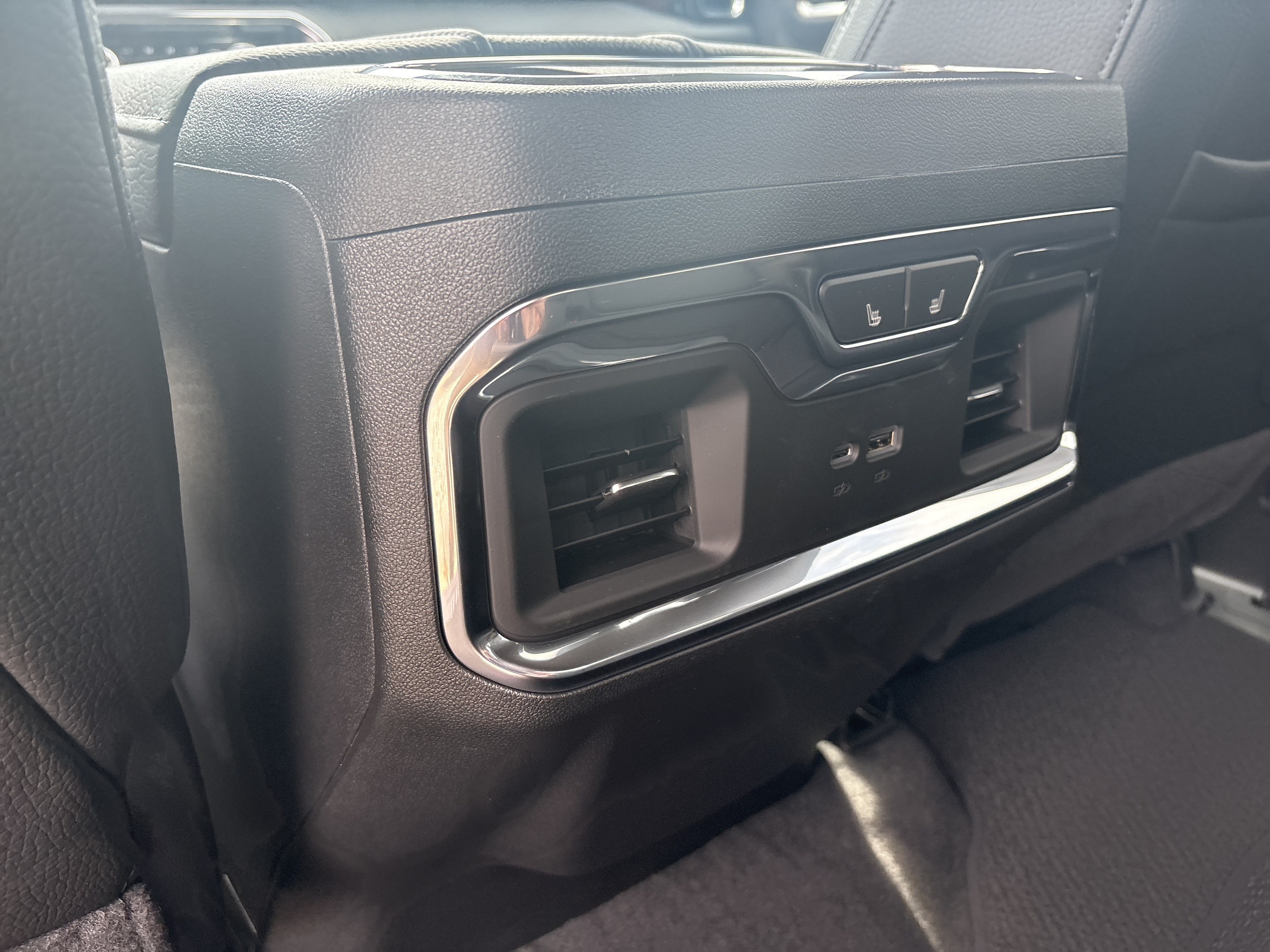 2026 GMC Sierra 1500 Denali - Photo 16