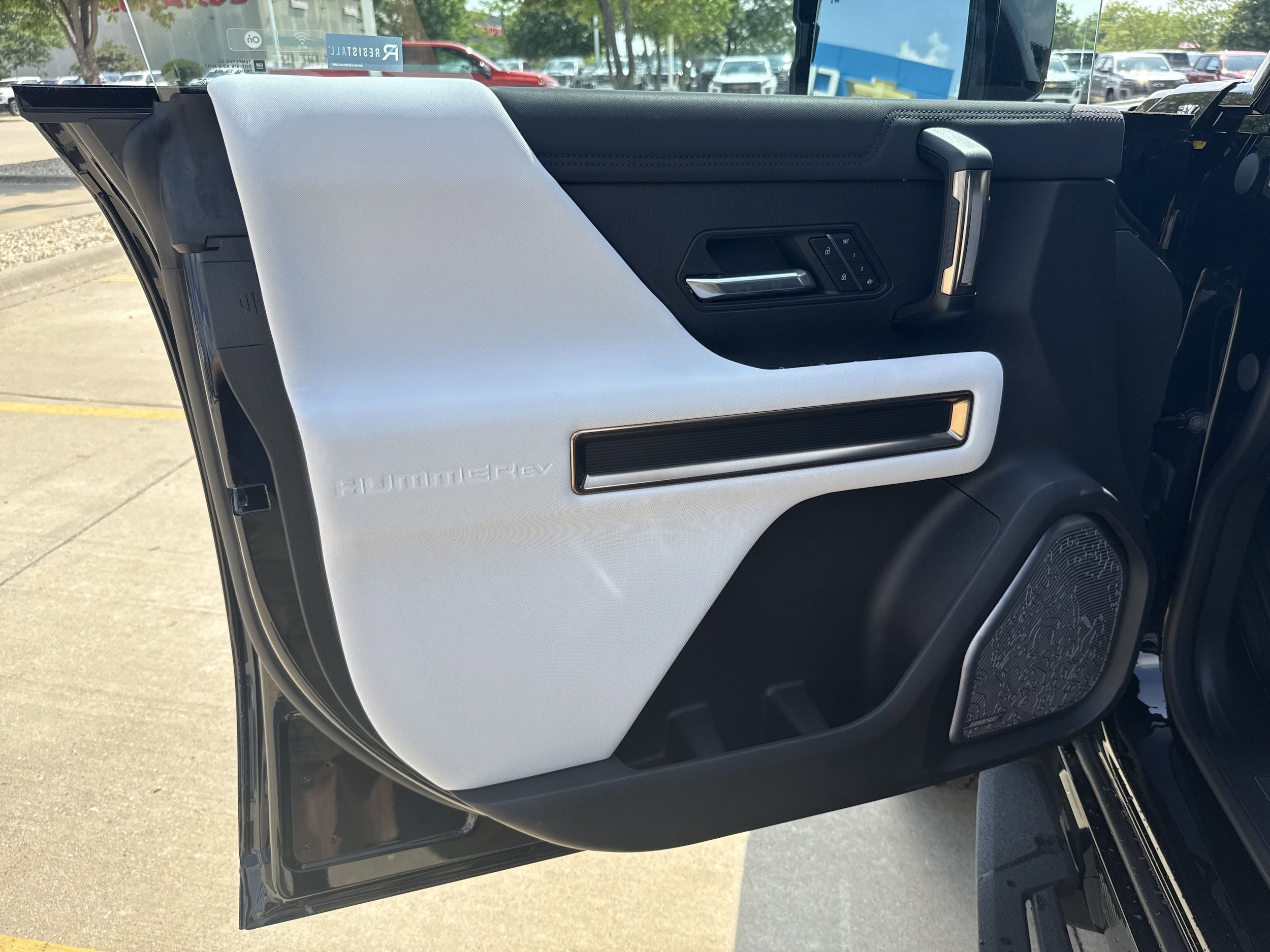 2025 GMC HUMMER EV 3X - Photo 12