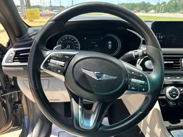 2023 GENESIS G70 Standard - Photo 15