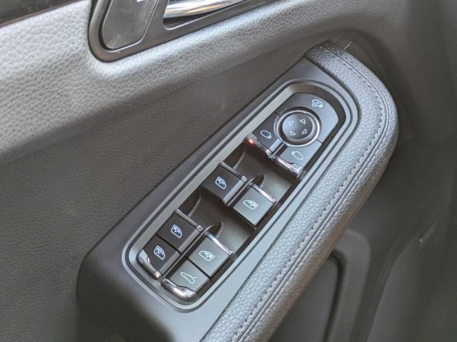 2025 Porsche Macan Base - Photo 30