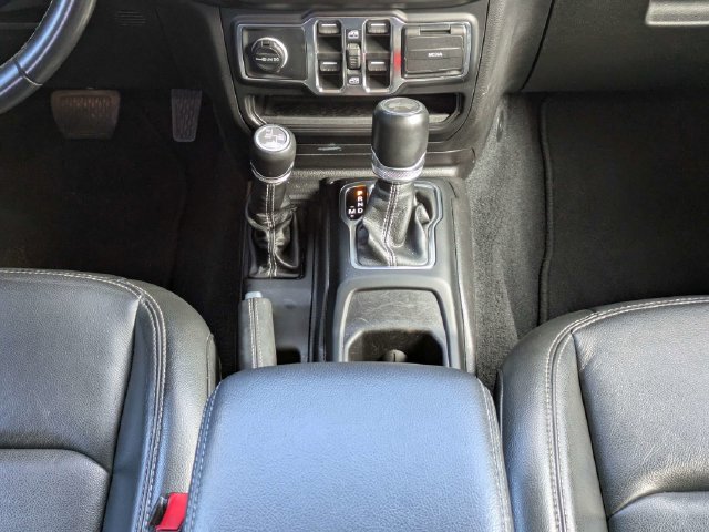 2022 Jeep Wrangler Unlimited Sahara 4XE - Photo 24
