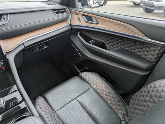 2022 Jeep Grand Cherokee Summit - Photo 19